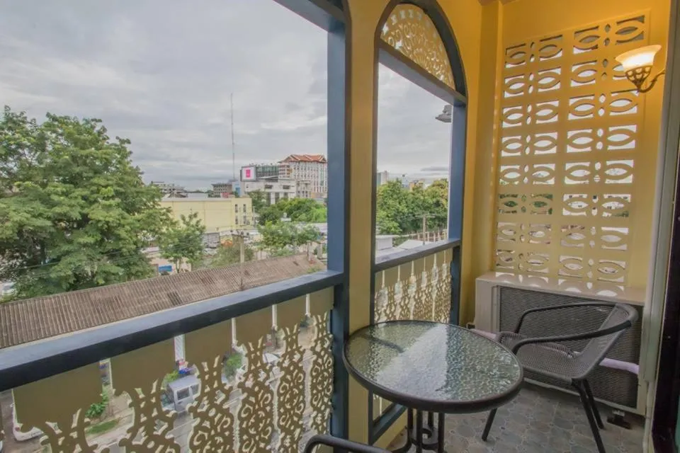 Balcony/Terrace in Sridonchai Heritage, Night Bazaar Chiang Mai