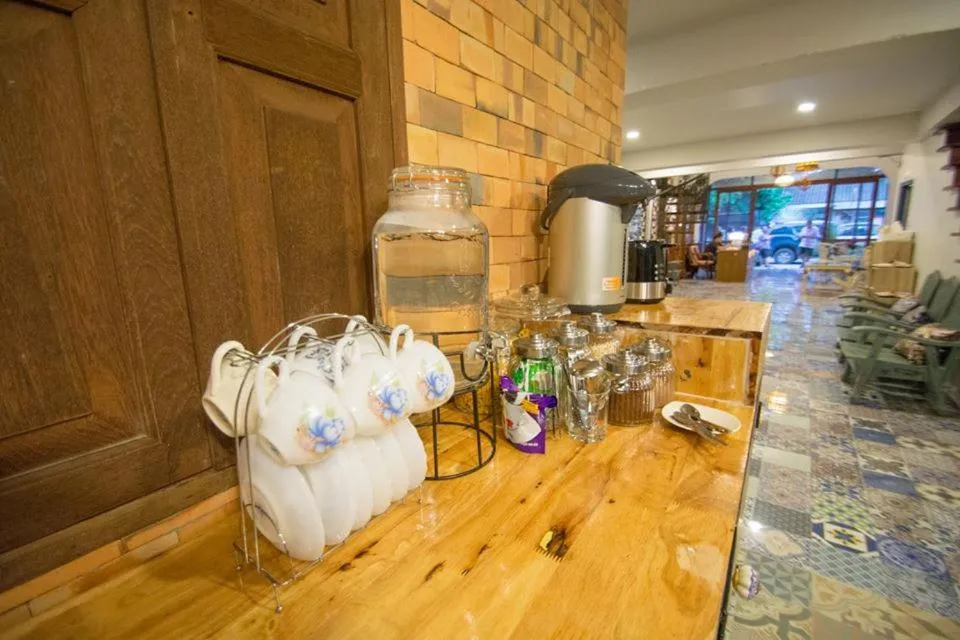 Communal kitchen in Sridonchai Heritage, Night Bazaar Chiang Mai