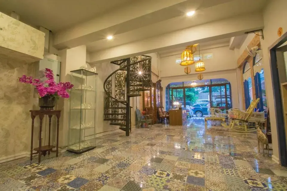 Lobby or reception in Sridonchai Heritage, Night Bazaar Chiang Mai Lobby or reception in Sridonchai Heritage, Night Bazaar Chiang Mai