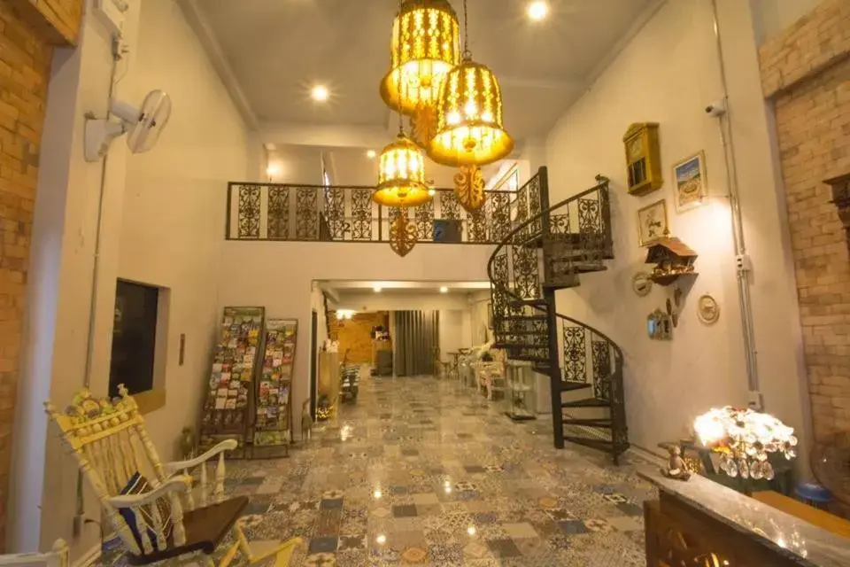 Lobby or reception in Sridonchai Heritage, Night Bazaar Chiang Mai Lobby or reception in Sridonchai Heritage, Night Bazaar Chiang Mai