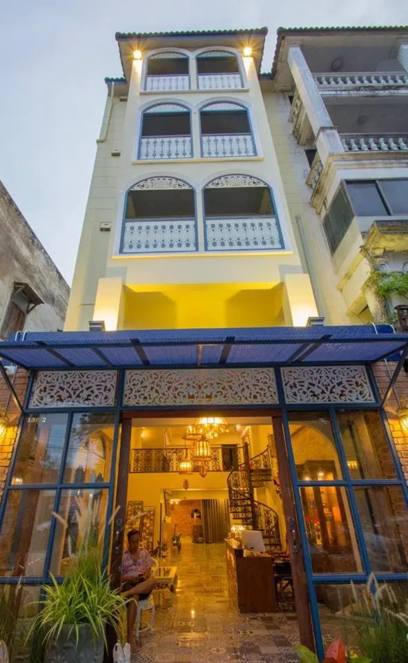 Facade/entrance in Sridonchai Heritage, Night Bazaar Chiang Mai