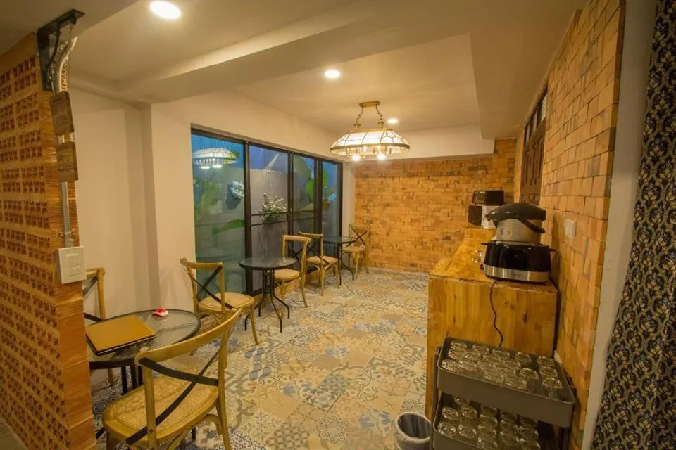 Communal kitchen in Sridonchai Heritage, Night Bazaar Chiang Mai