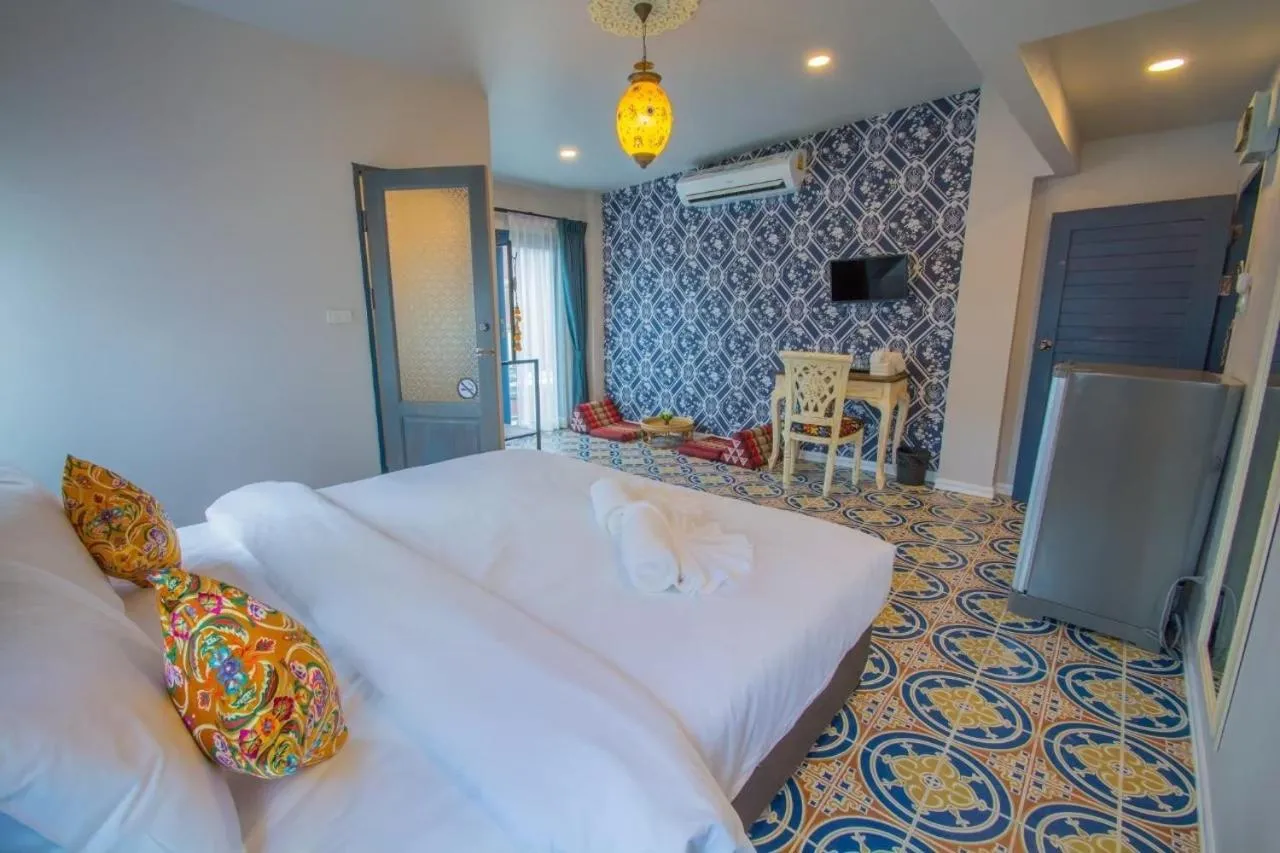 Bed in Sridonchai Heritage, Night Bazaar Chiang Mai