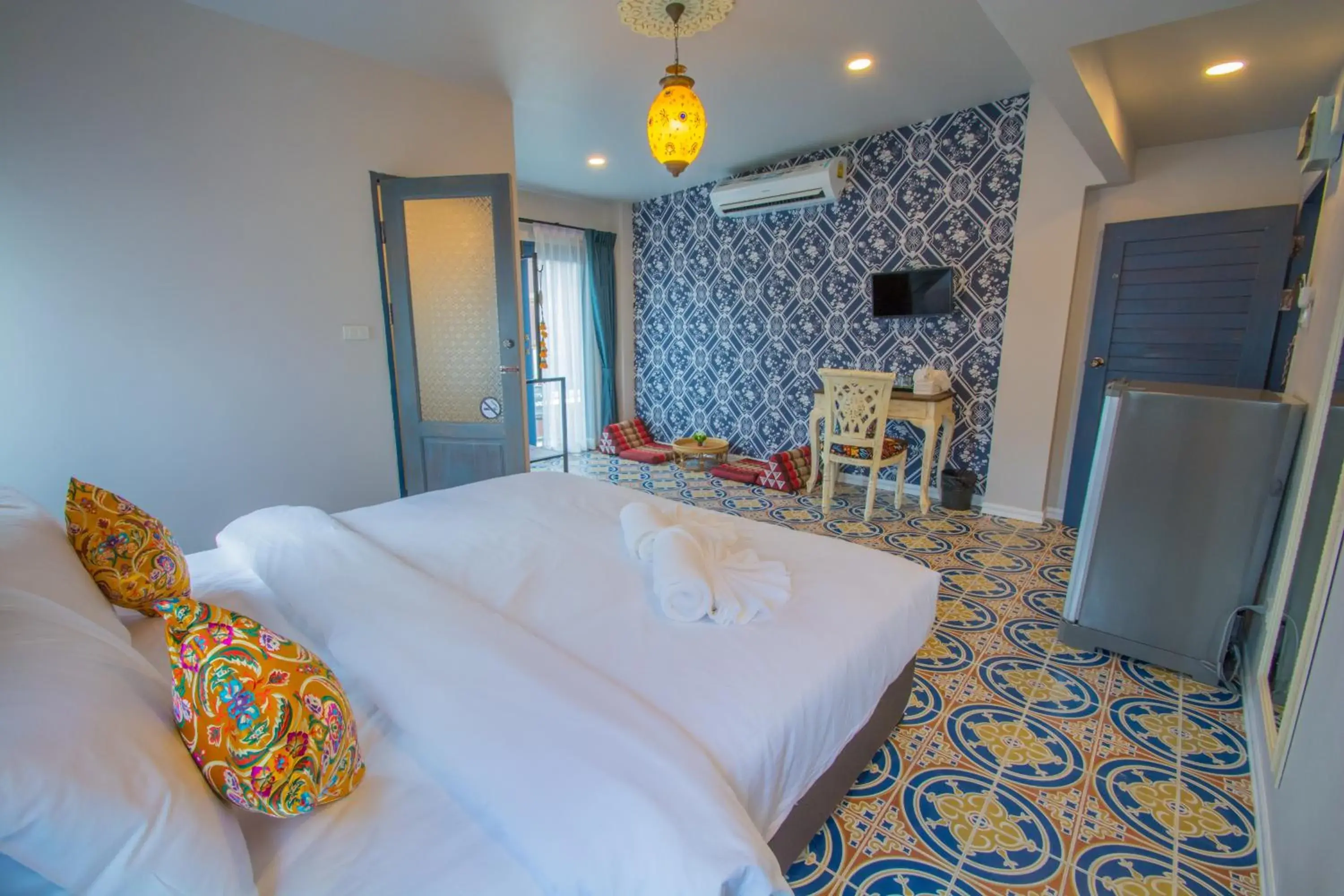 Photo of the whole room, Bed in Sridonchai Heritage, Night Bazaar Chiang Mai Photo of the whole room, Bed in Sridonchai Heritage, Night Bazaar Chiang Mai