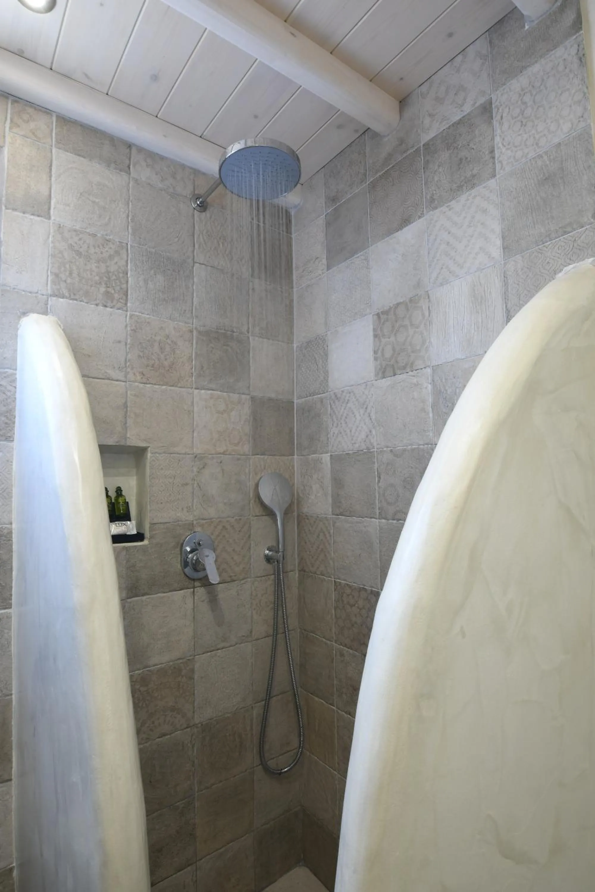 Bathroom in Hotel Castillio