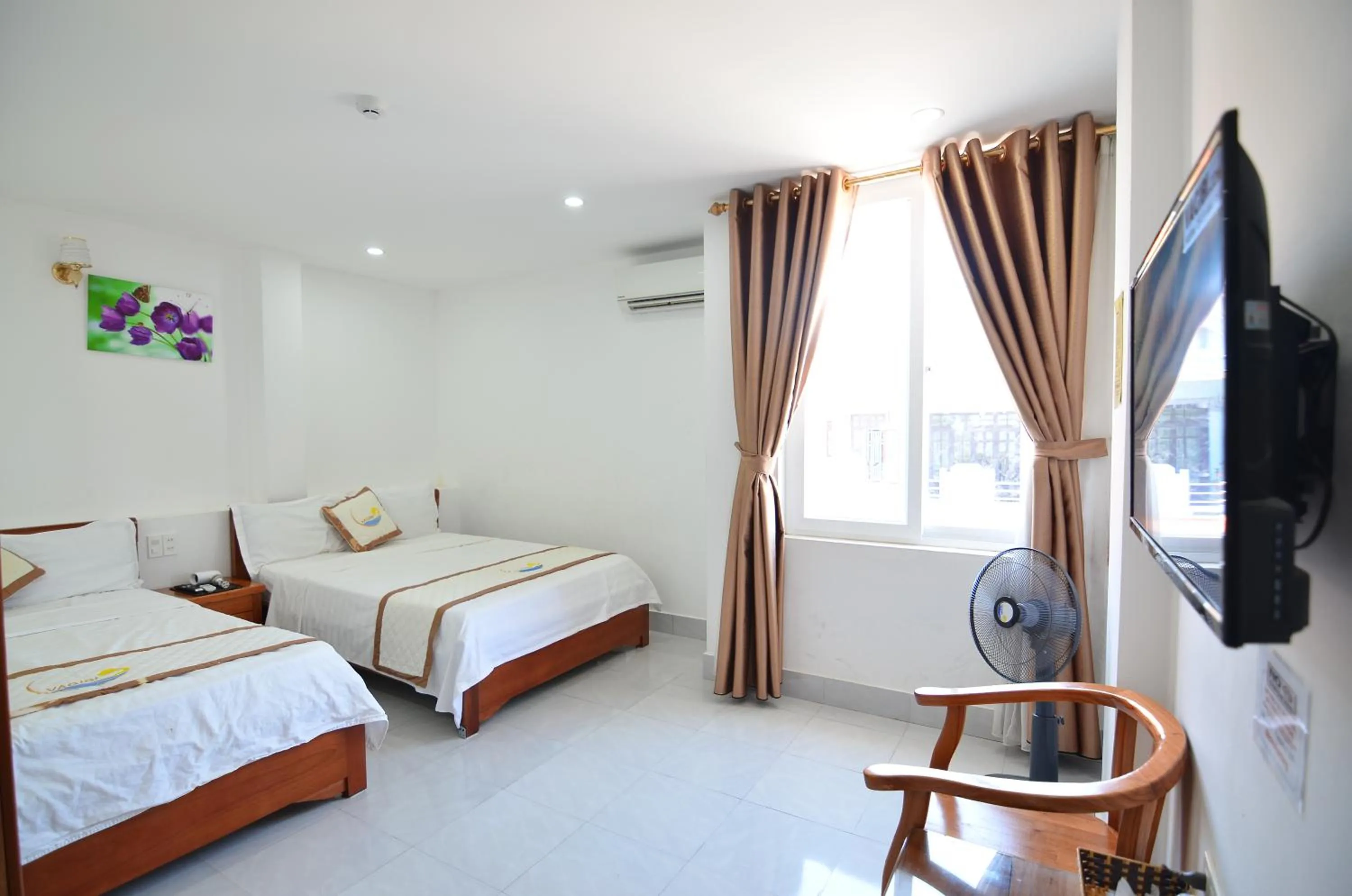 Bed in Vagibi Hotel