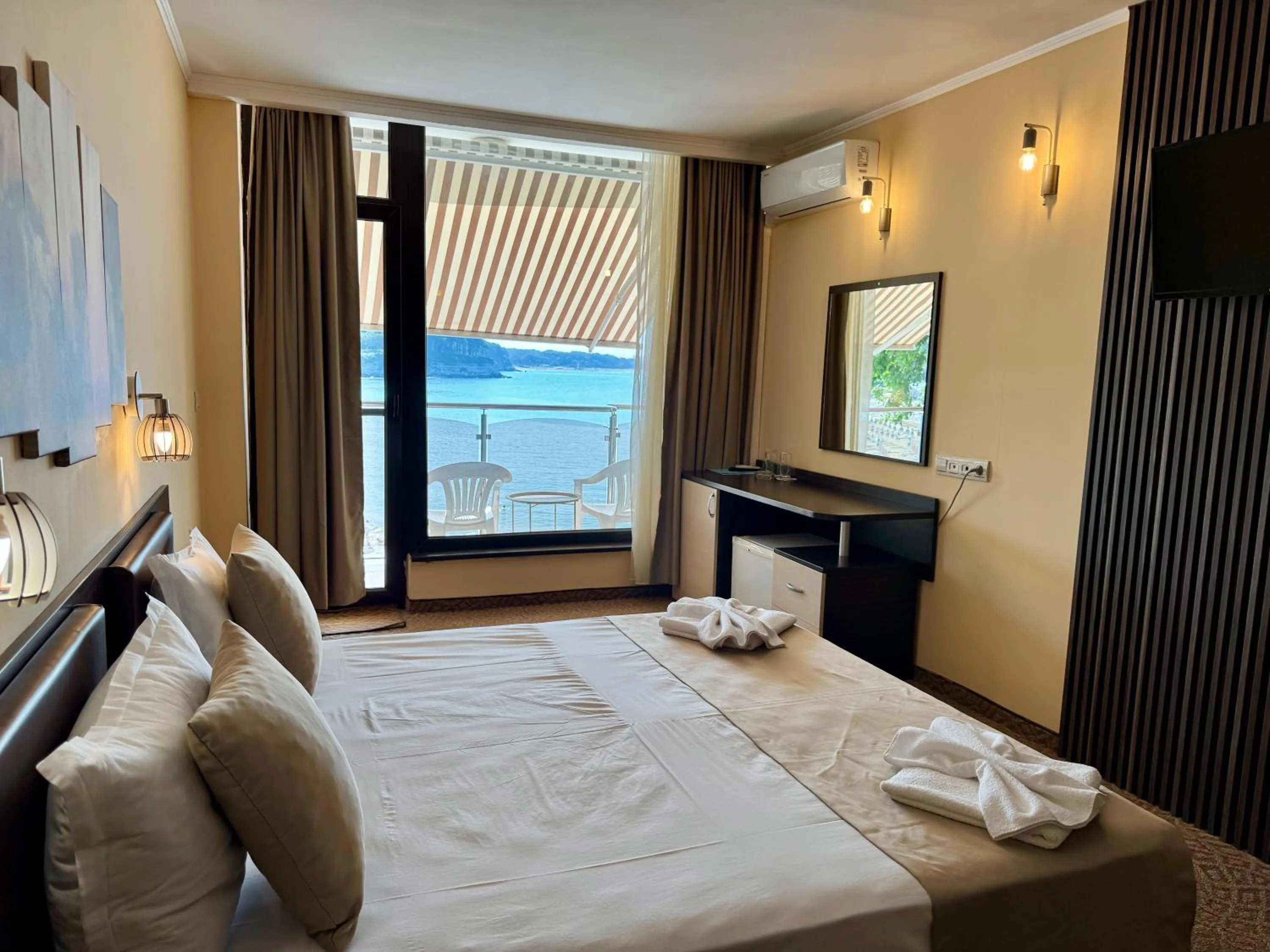 Family Hotel Teos