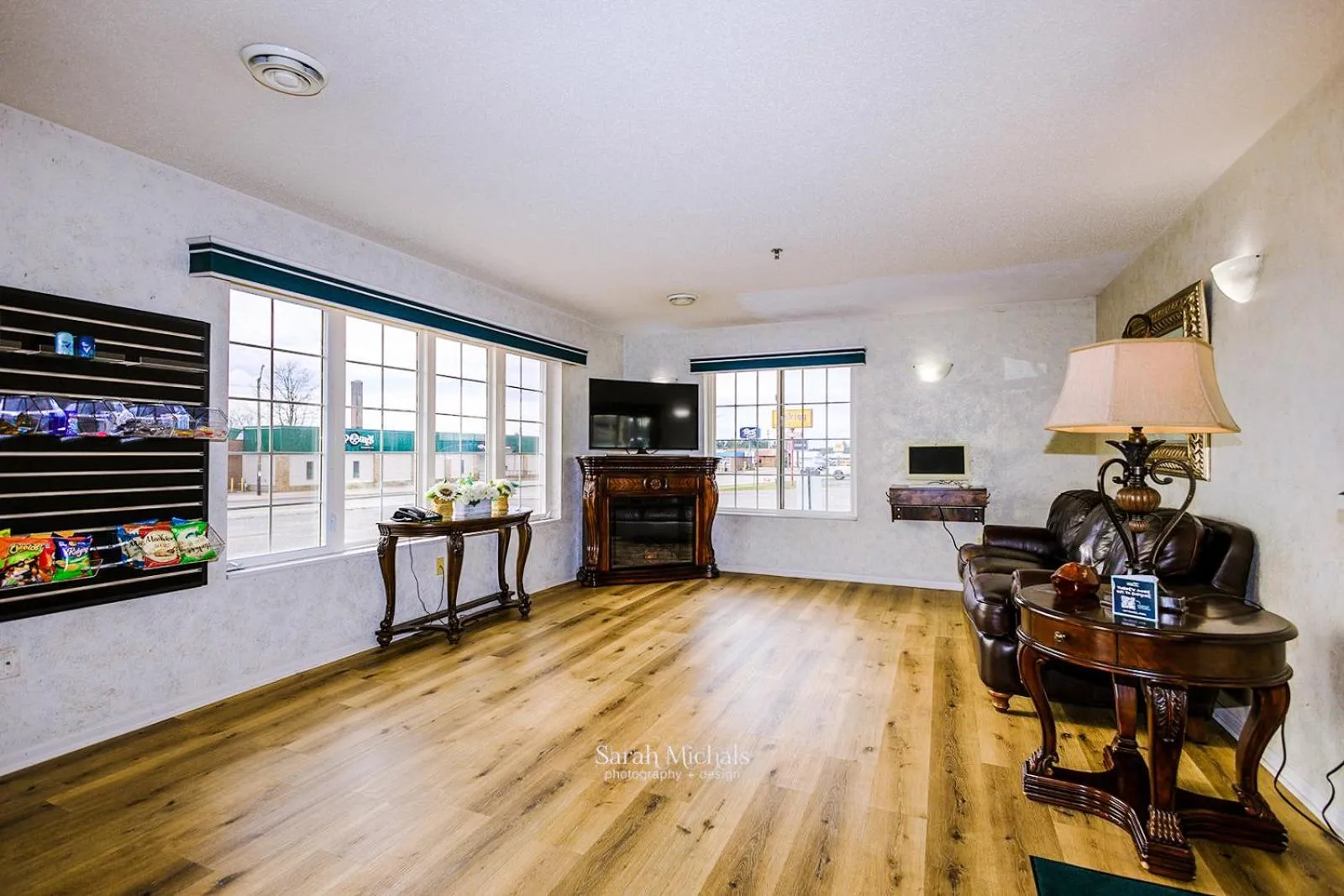 Lobby or reception in Mountain Host Motor Inn