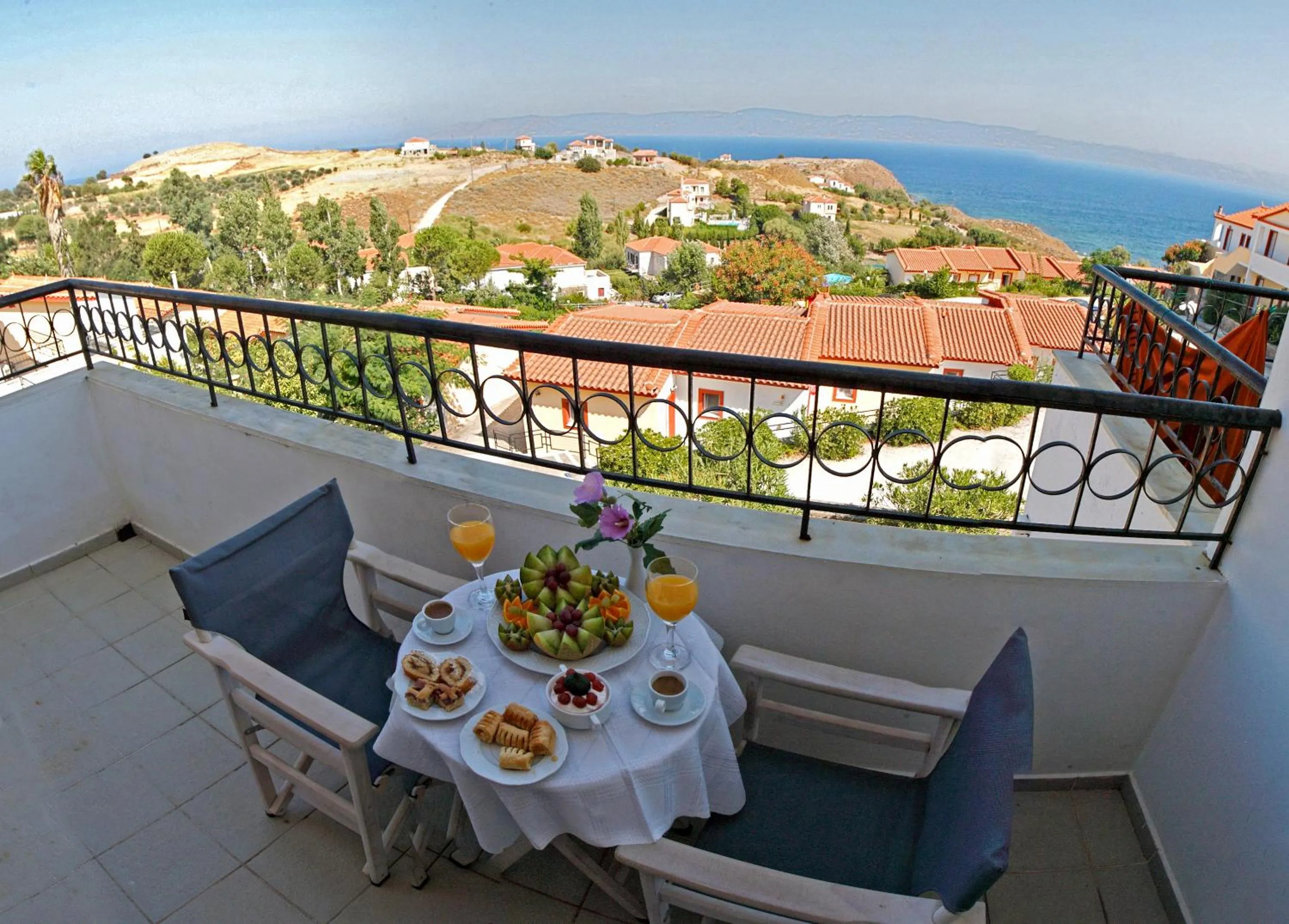 American breakfast in Belvedere Aeolis Hotel