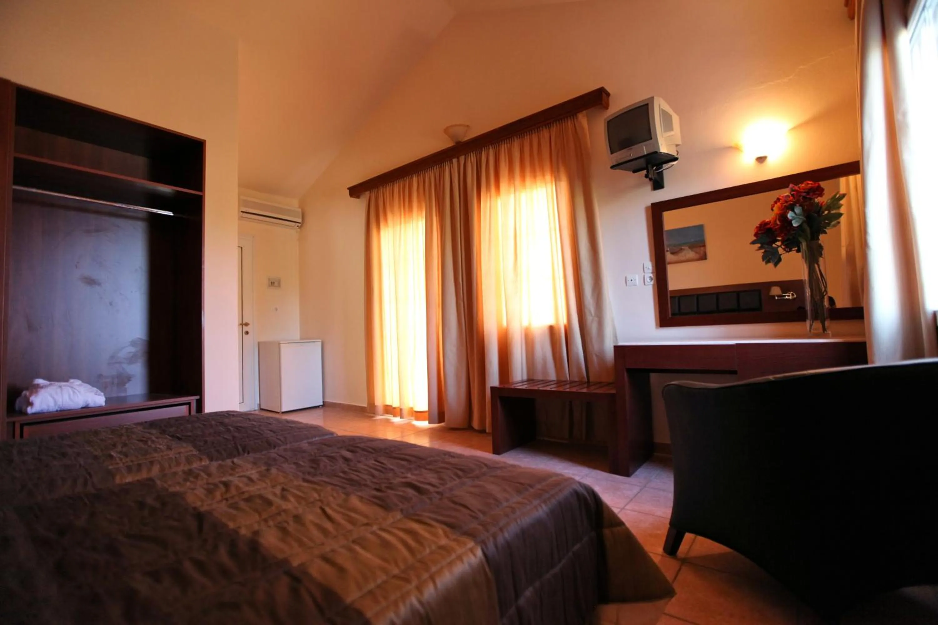 Bedroom, Bed in Belvedere Aeolis Hotel
