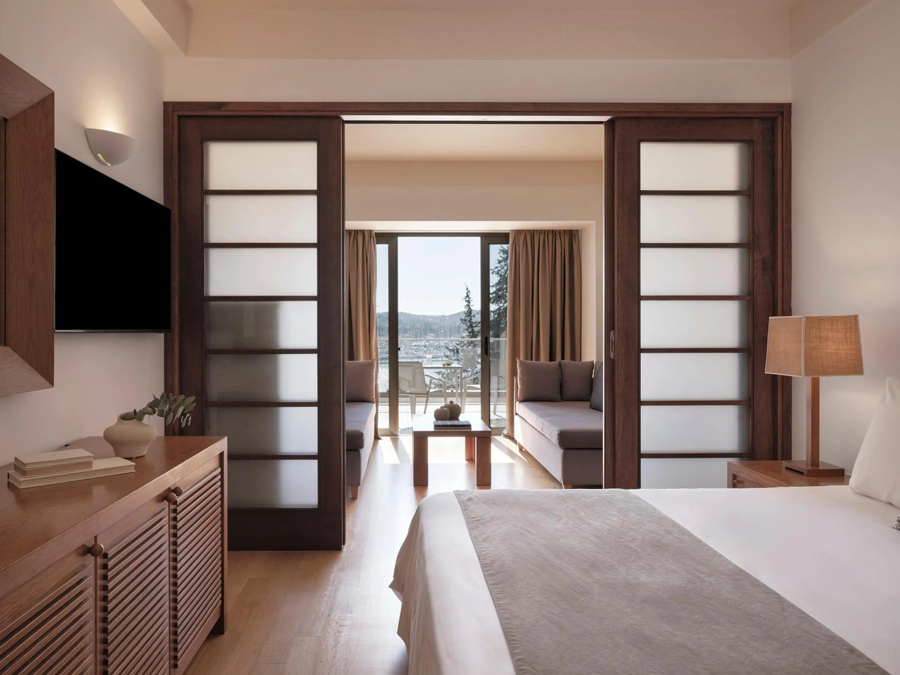 Bed in Kontokali Bay Resort & Spa