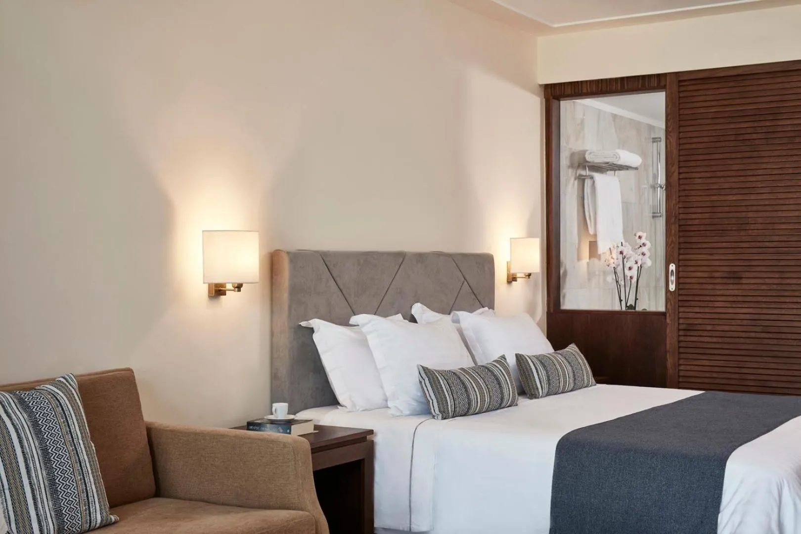 Bed in Kontokali Bay Resort & Spa