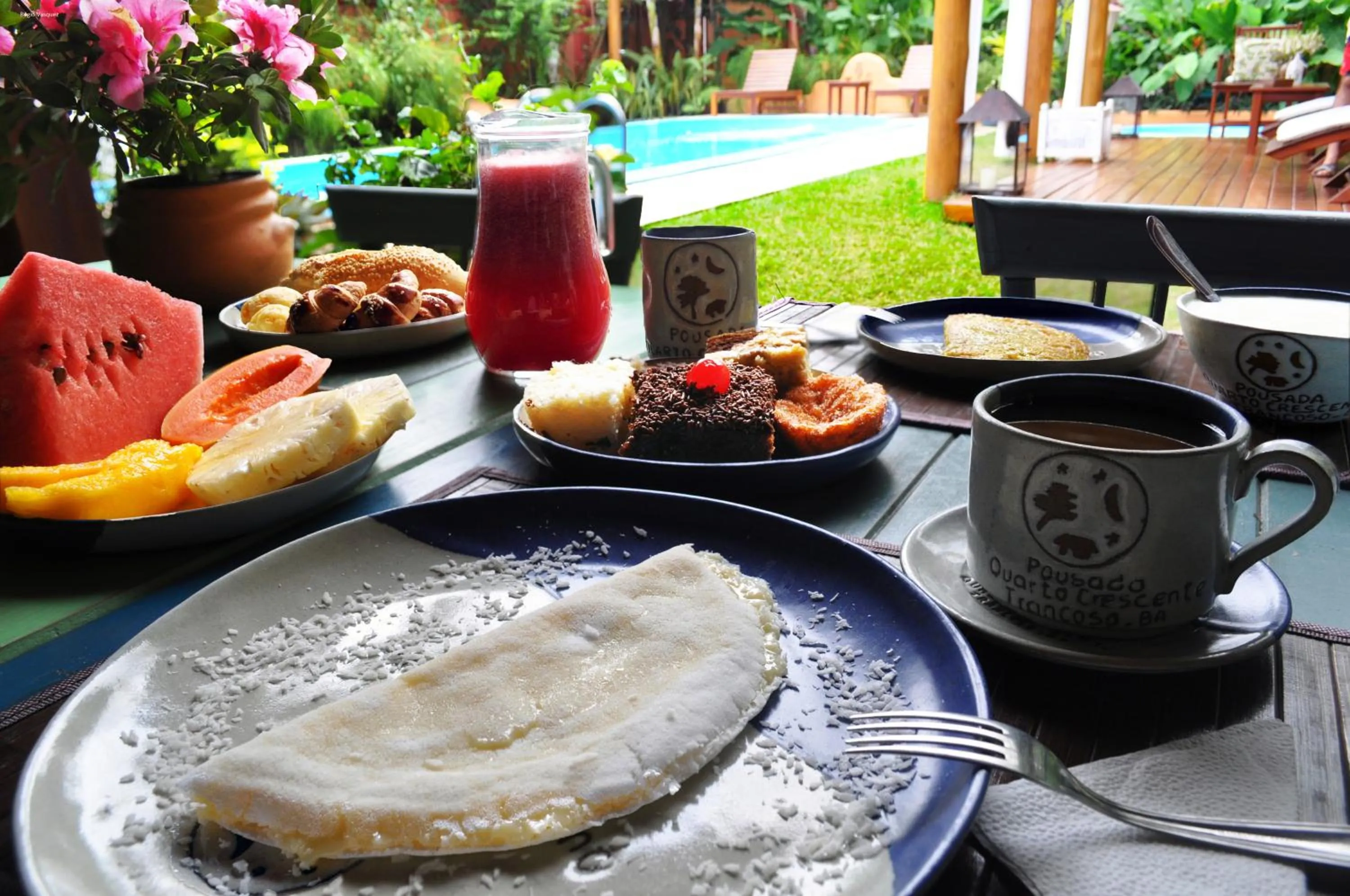 Restaurant/places to eat in Pousada Quarto Crescente