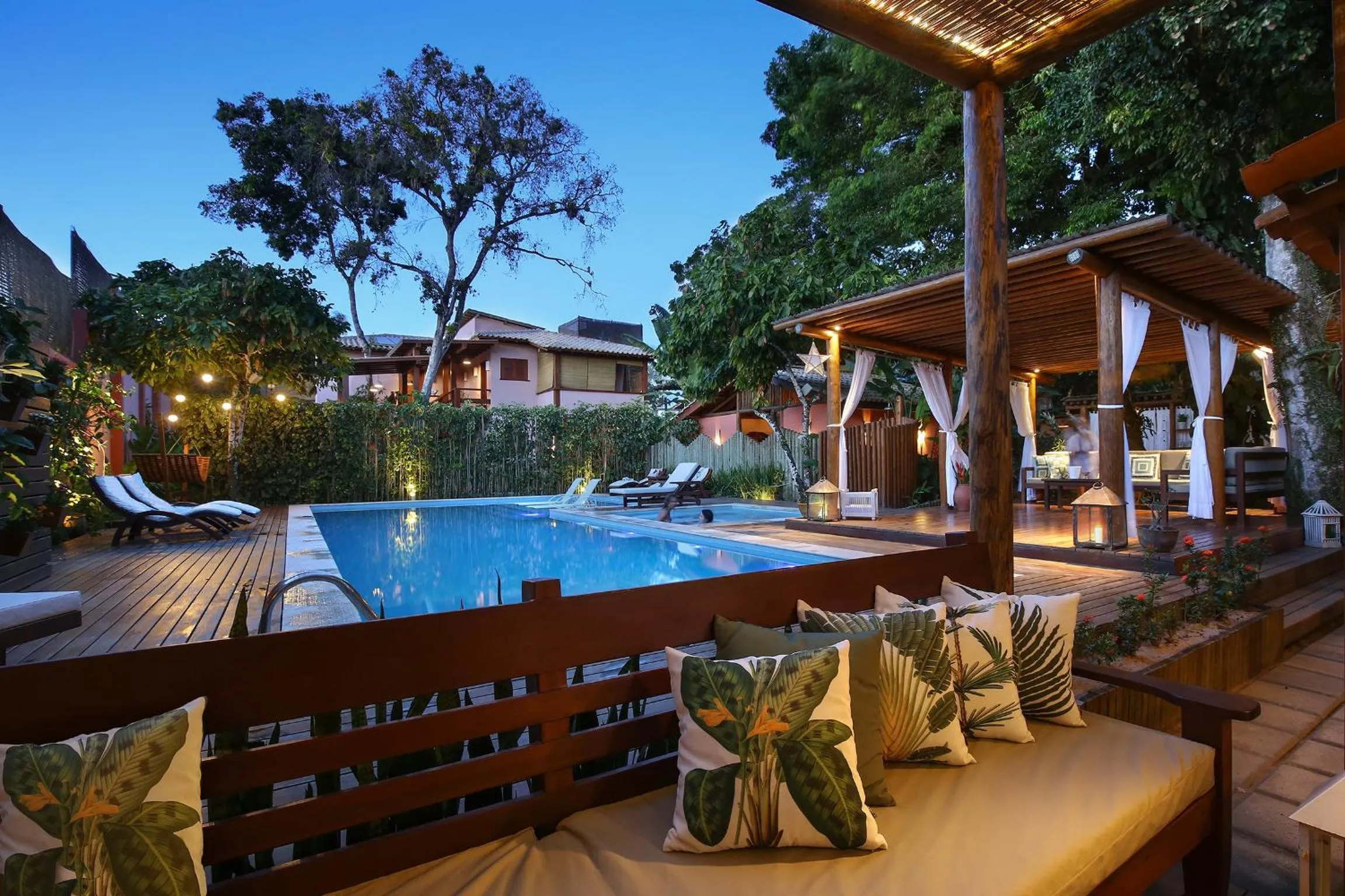 Swimming pool in Pousada Quarto Crescente