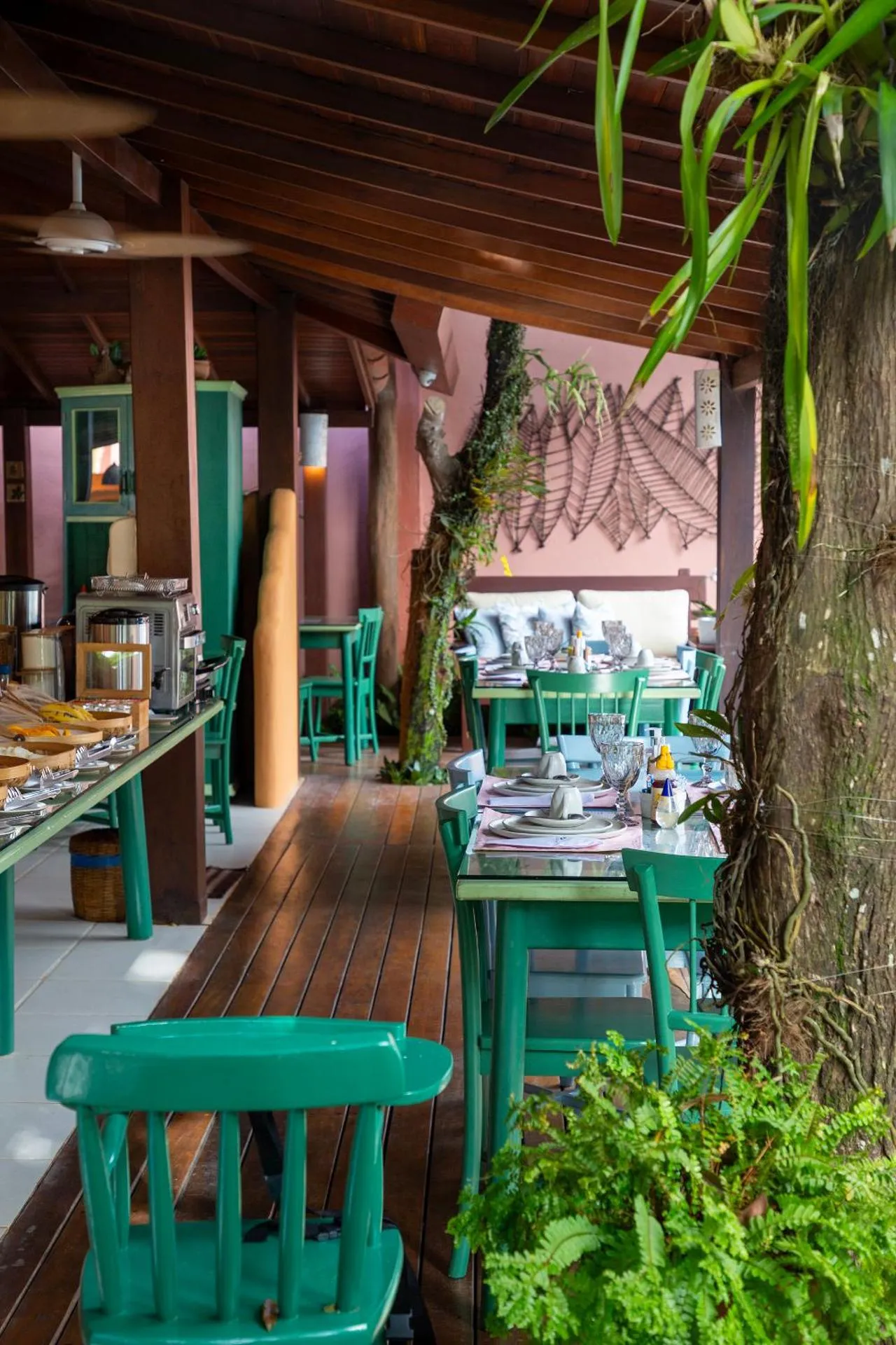 Buffet breakfast in Pousada Quarto Crescente