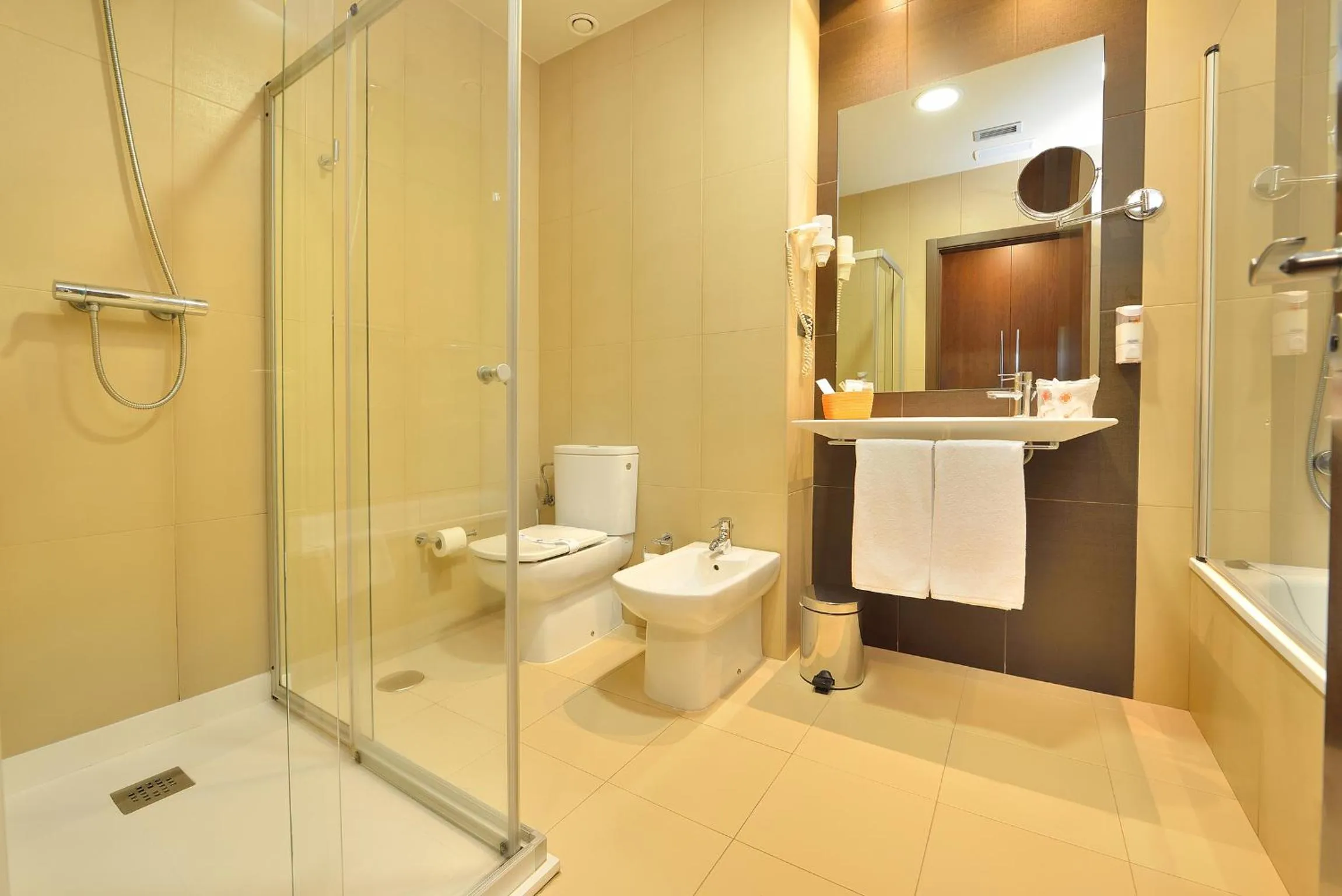Bathroom in Hotel Spa Norat Torre Do Deza 4* Superior