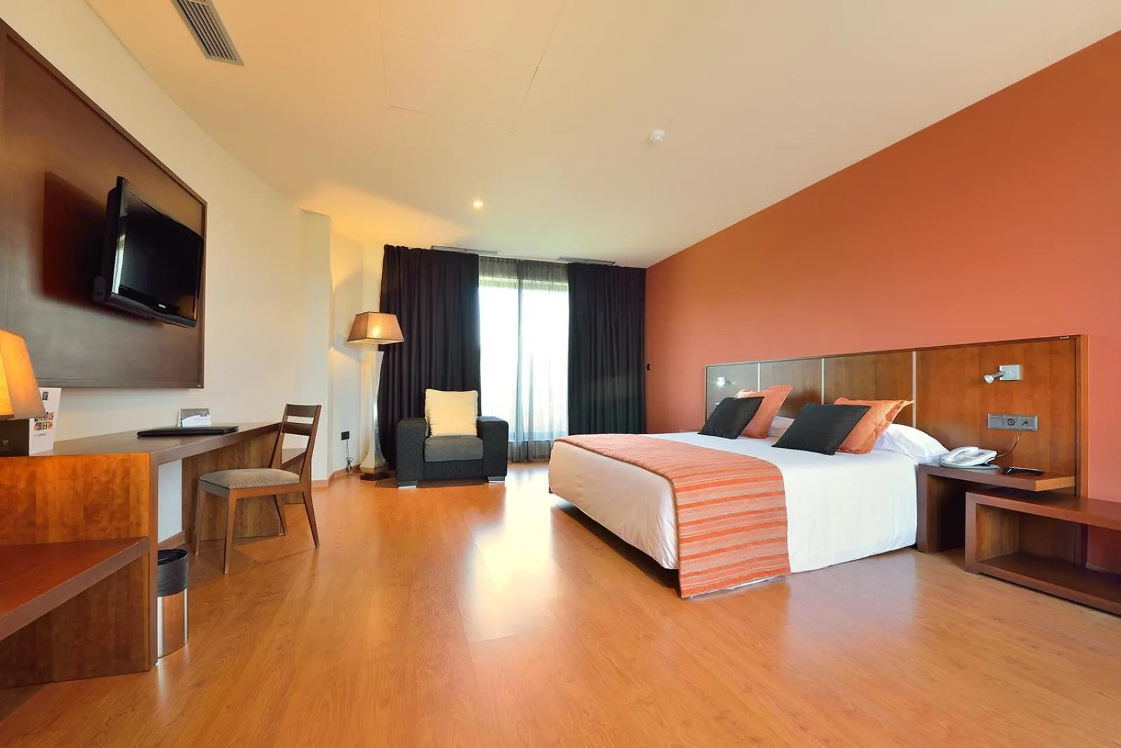 Bedroom, Bed in Hotel Spa Norat Torre Do Deza 4* Superior