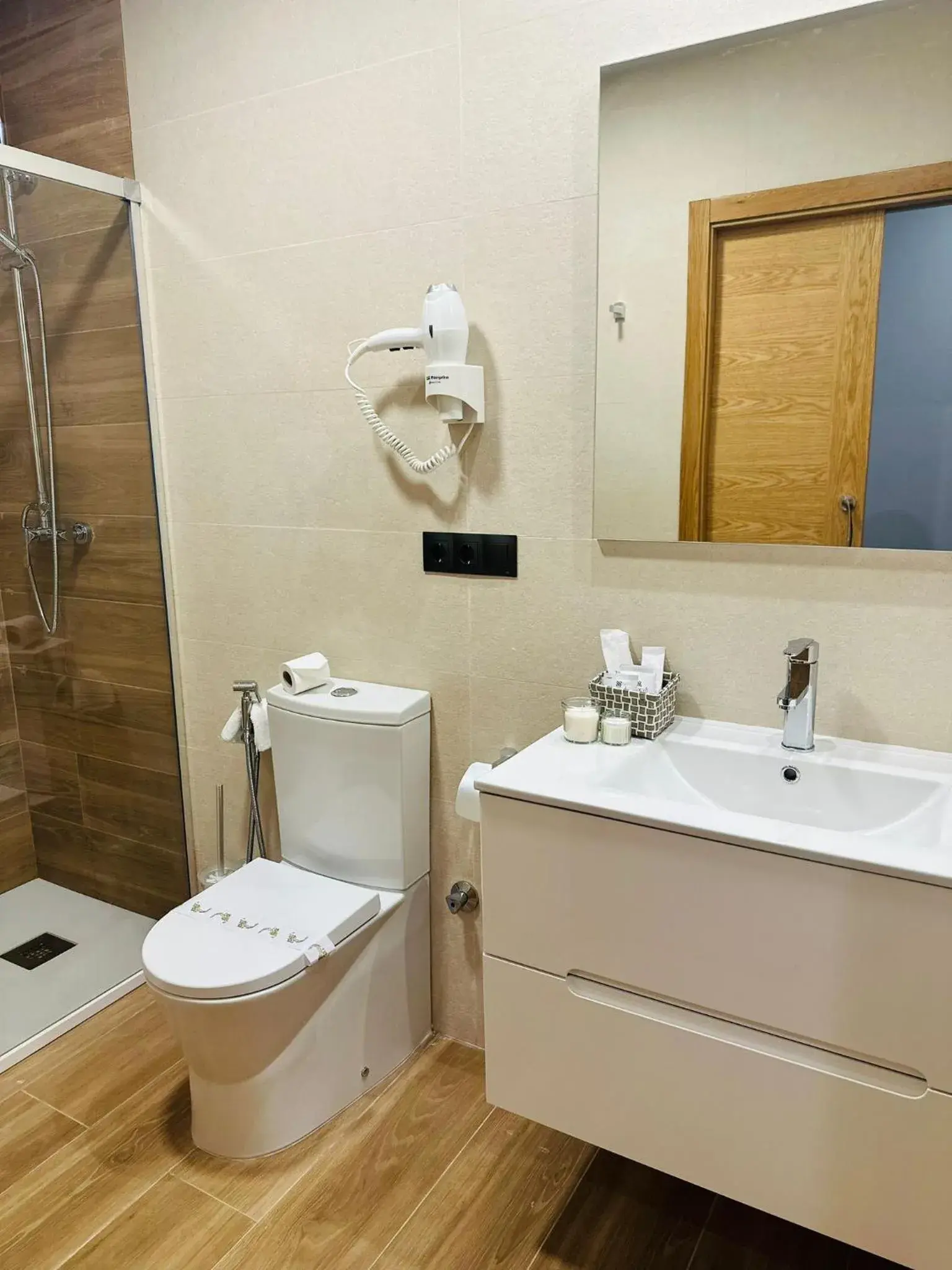 Bathroom in Hotel Spa Norat Torre Do Deza 4* Superior Bathroom in Hotel Spa Norat Torre Do Deza 4* Superior