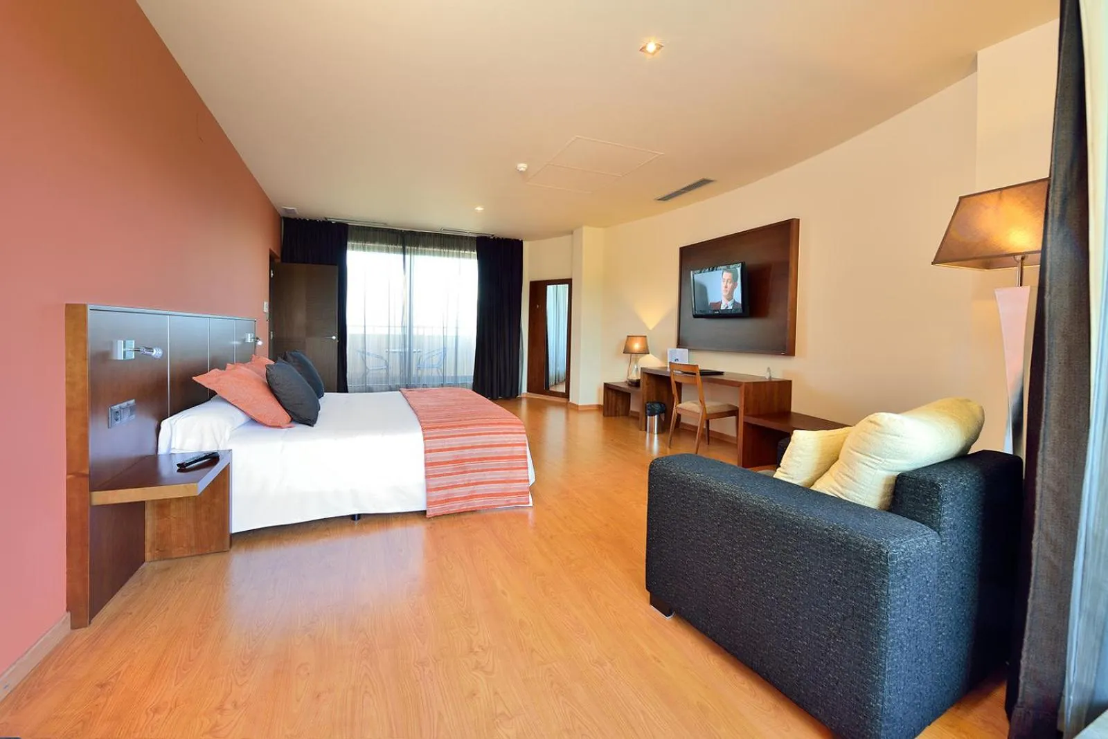 Bedroom, Bed in Hotel Spa Norat Torre Do Deza 4* Superior