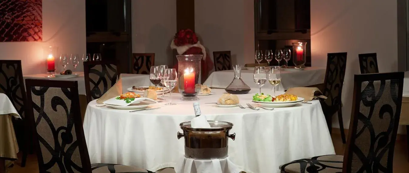 Restaurant/places to eat in Hotel Spa Norat Torre Do Deza 4* Superior Restaurant/places to eat in Hotel Spa Norat Torre Do Deza 4* Superior