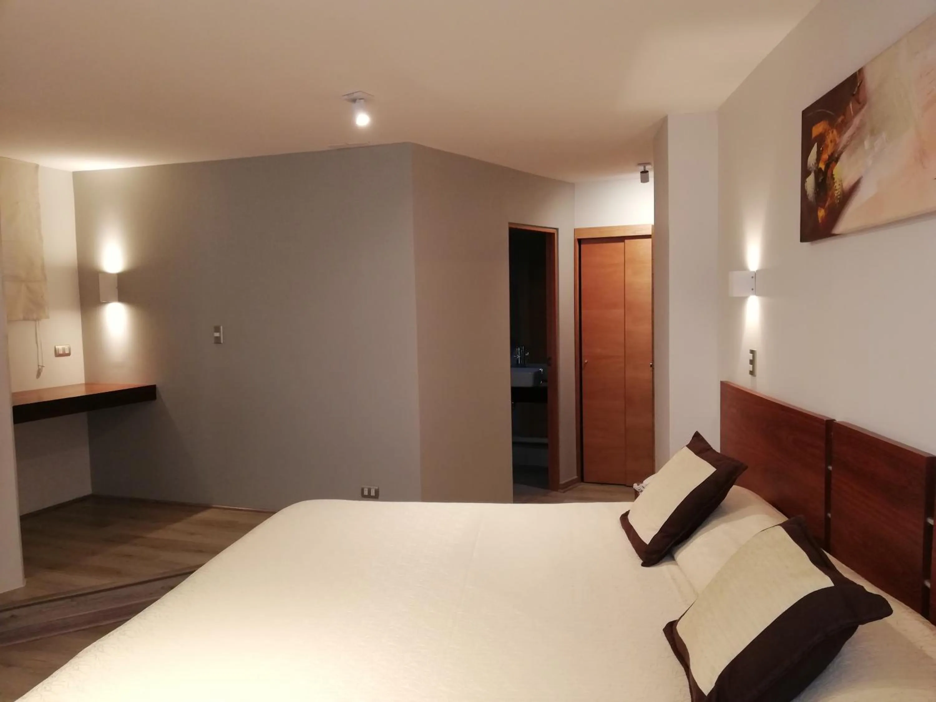 Bedroom, Bed in Hotel Montecarlo Santiago