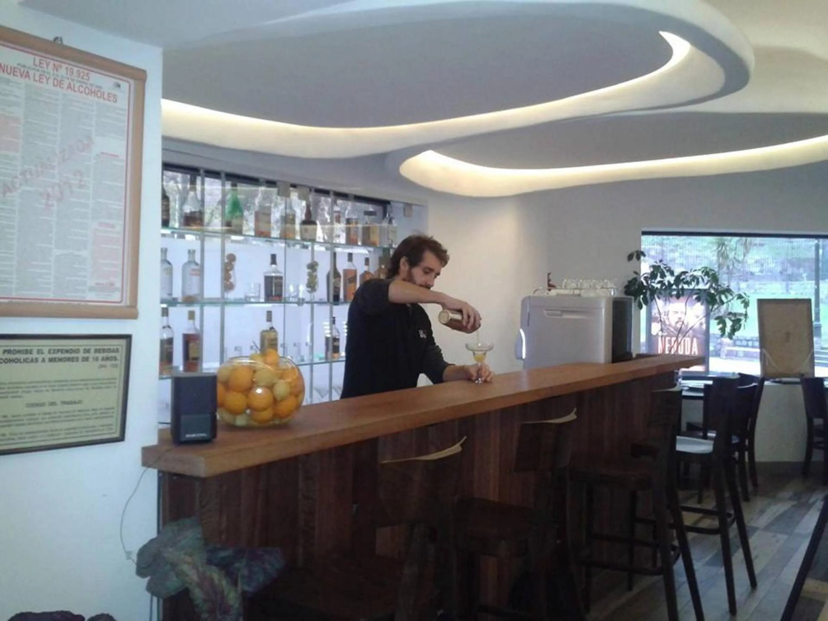 Lounge or bar in Hotel Montecarlo Santiago