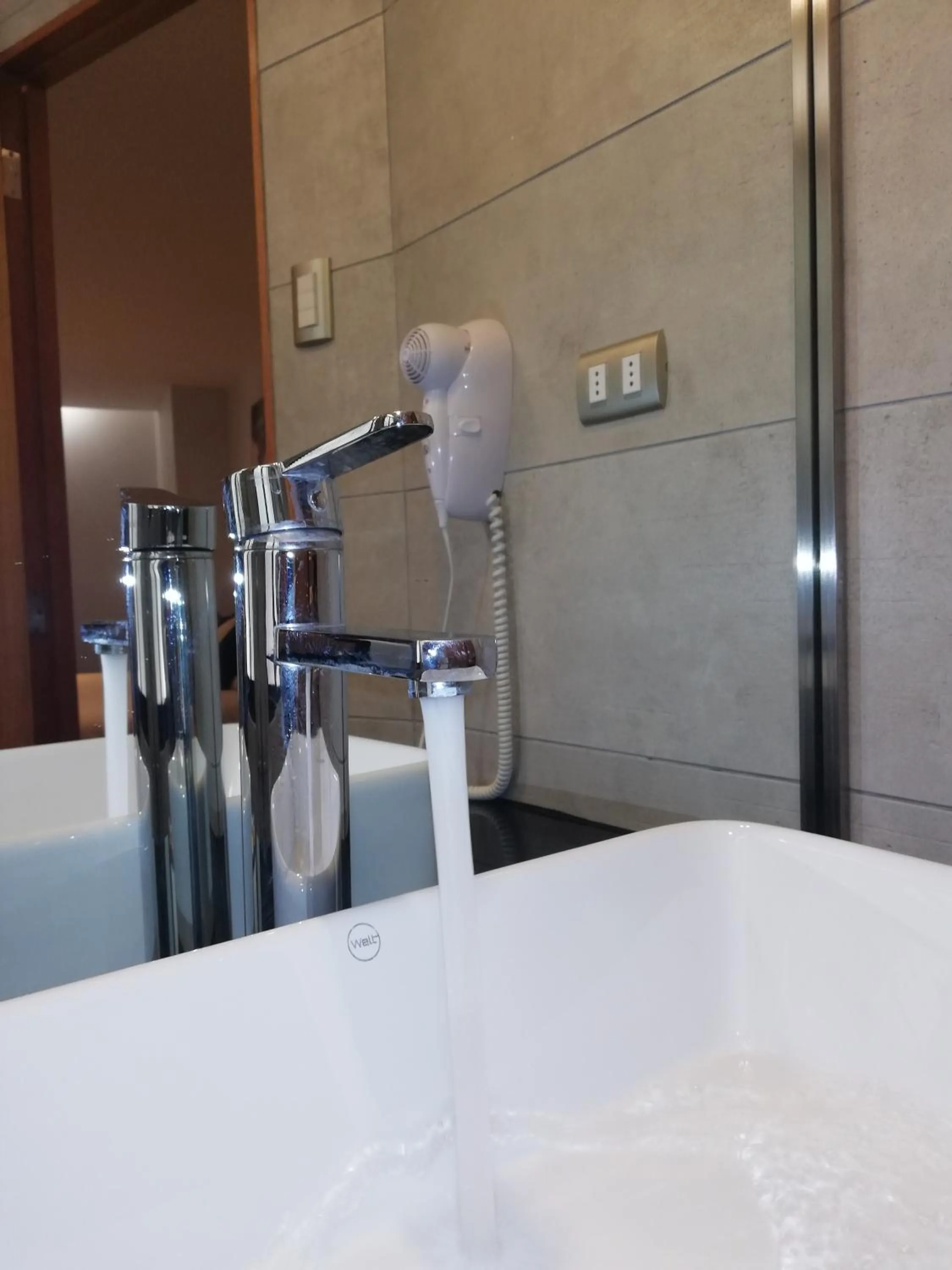 Bathroom in Hotel Montecarlo Santiago