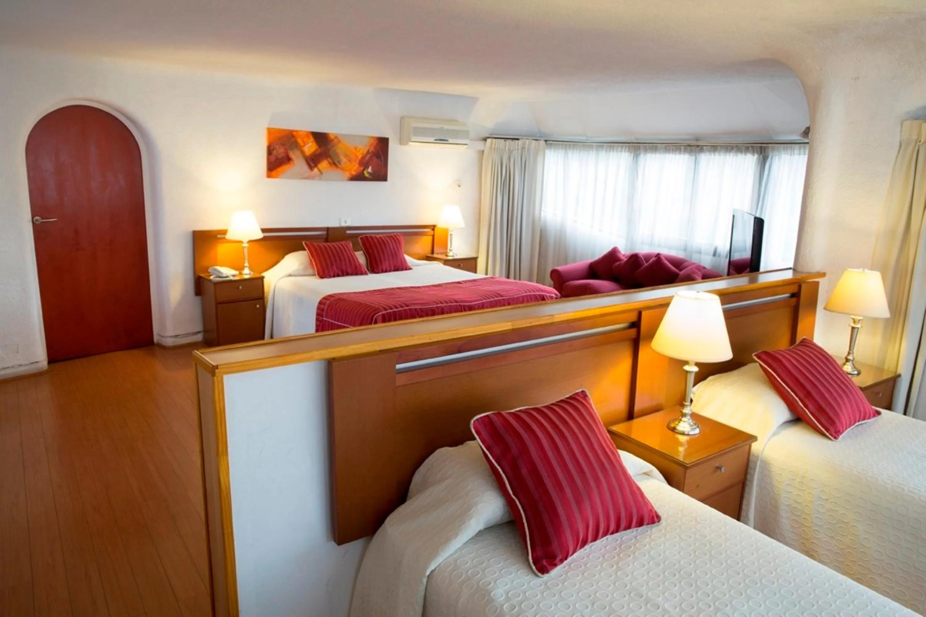 Bedroom, Bed in Hotel Montecarlo Santiago