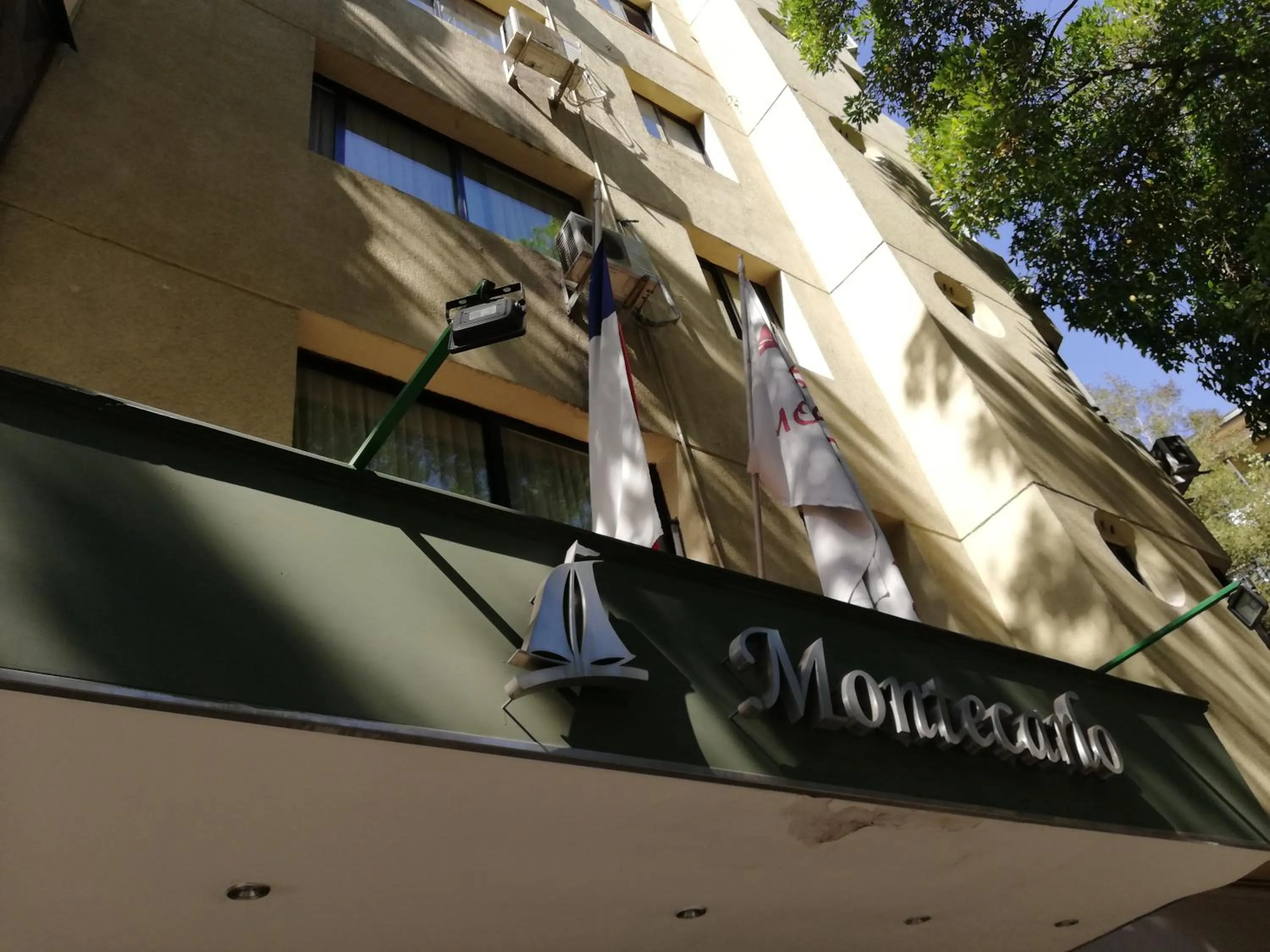 Property building in Hotel Montecarlo Santiago