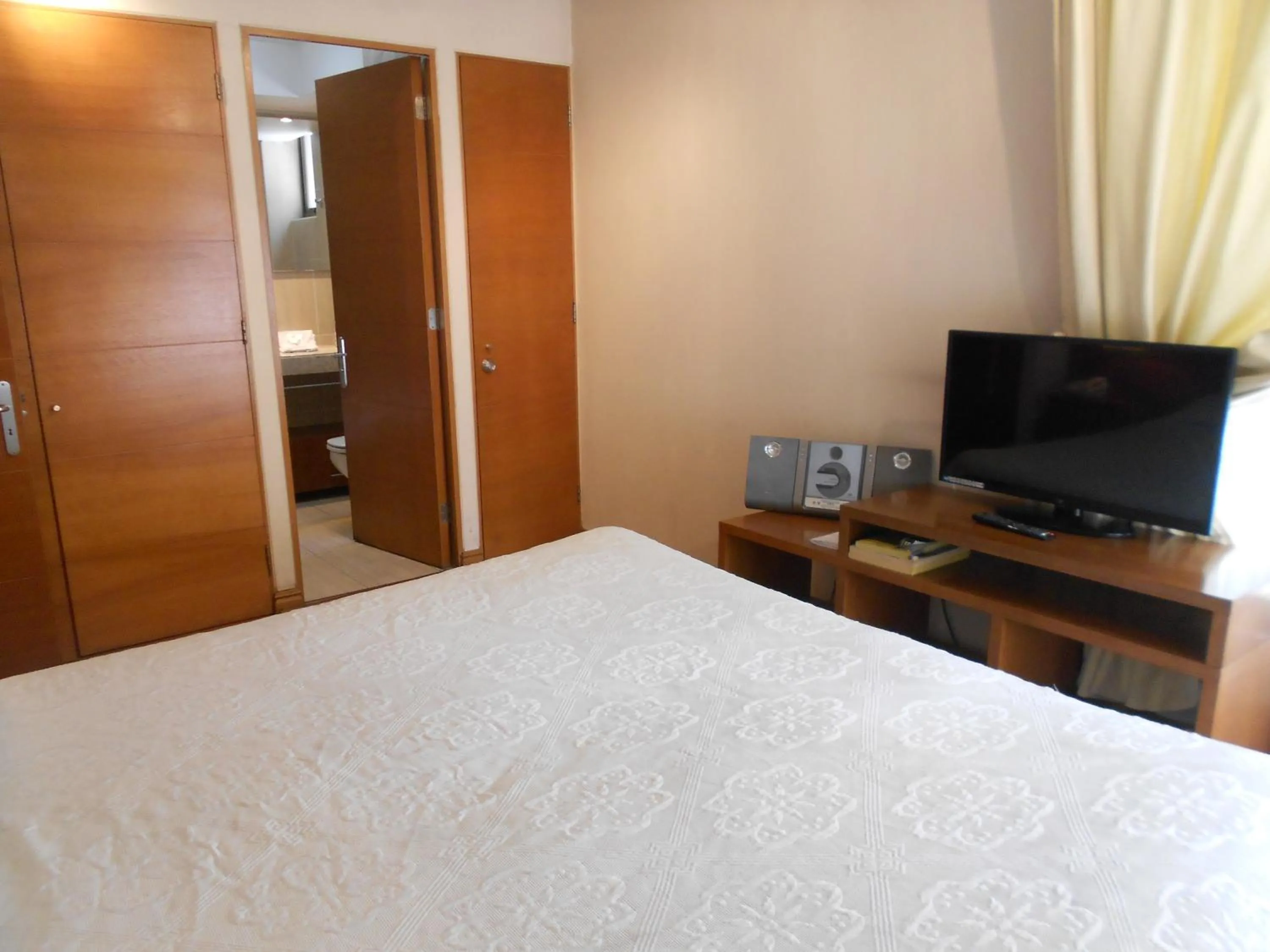 Decorative detail, Bed in Andes Suites