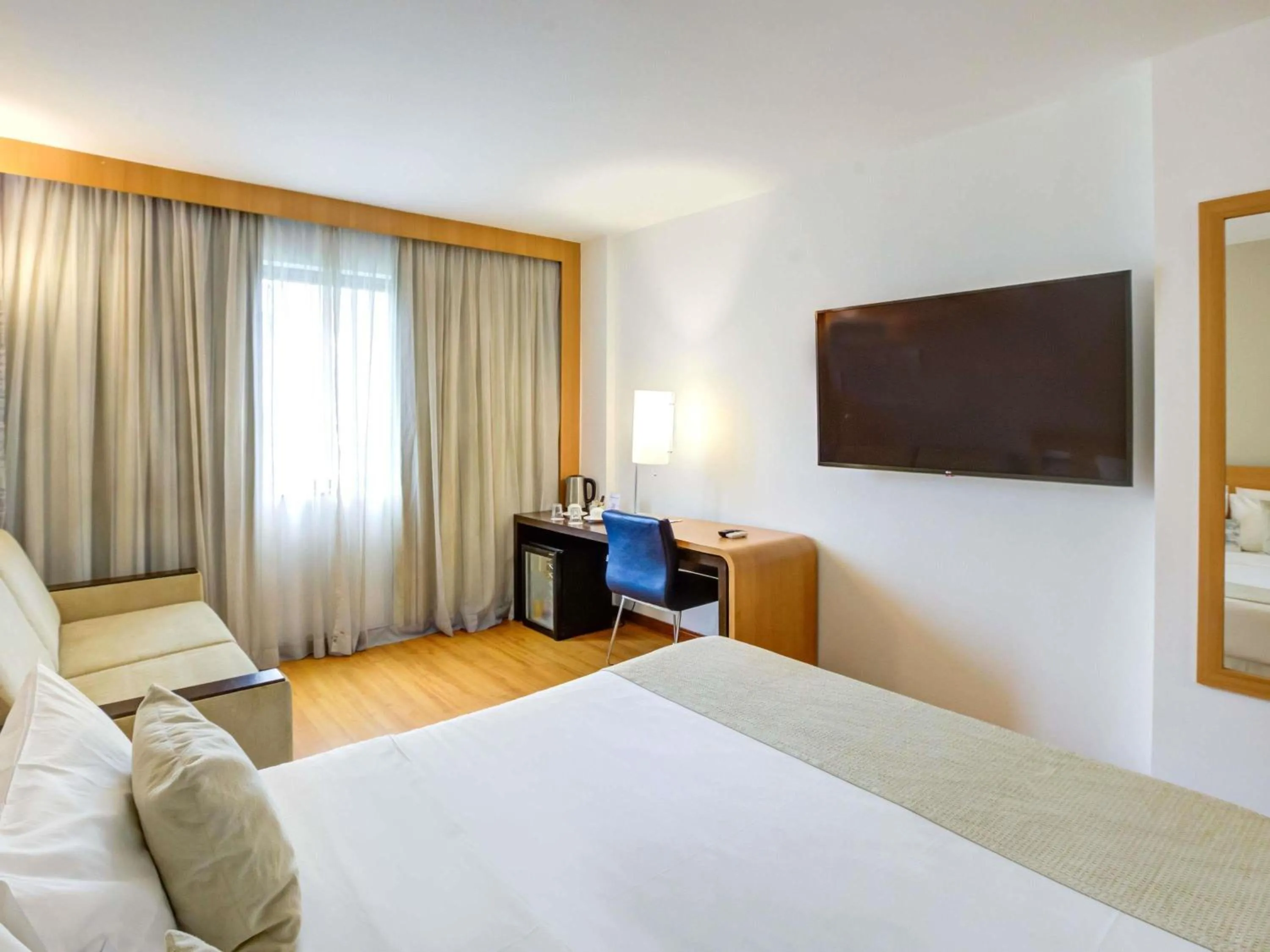 Bedroom, Bed in Novotel RJ Santos Dumont