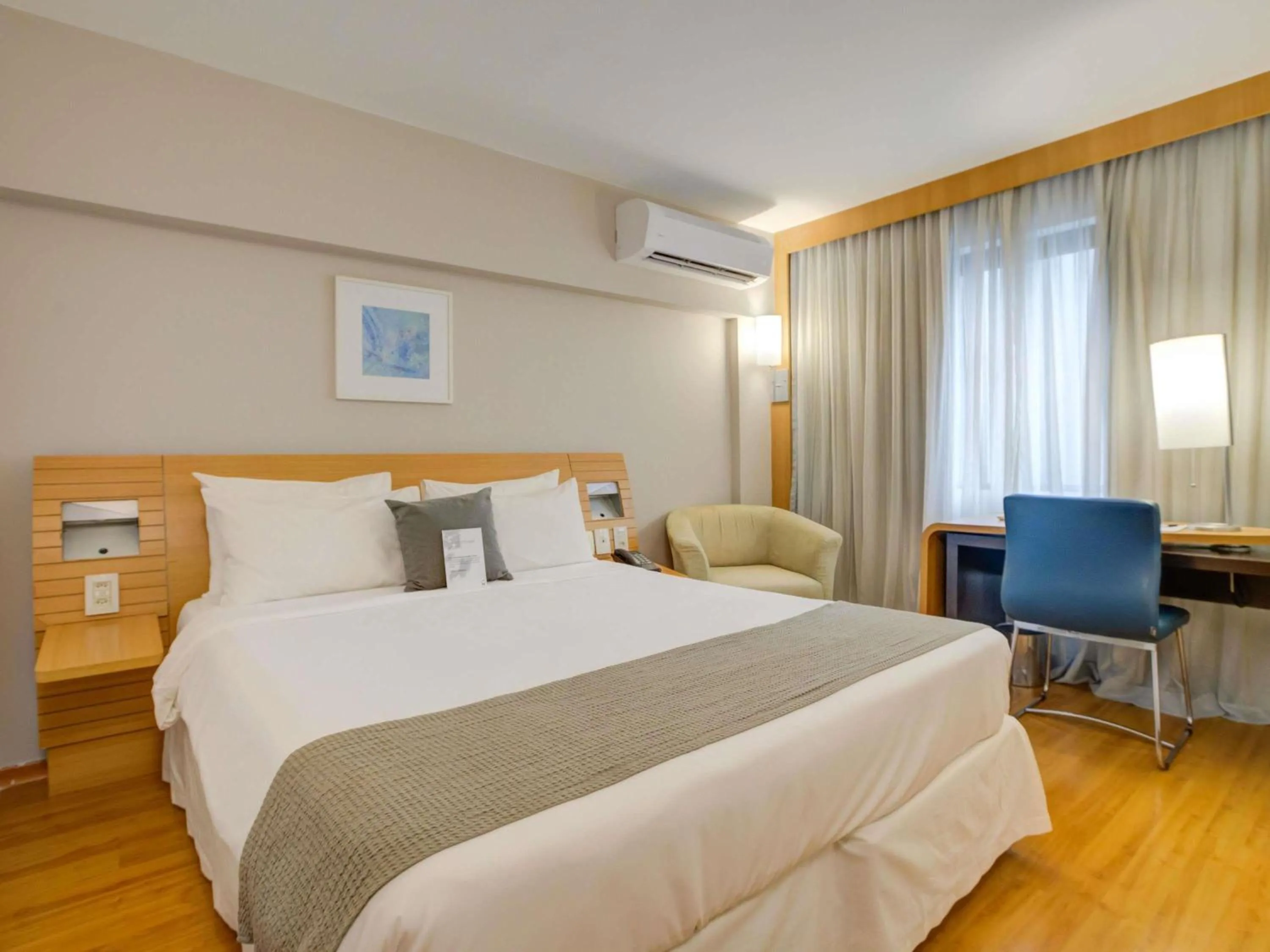 Bedroom, Bed in Novotel RJ Santos Dumont