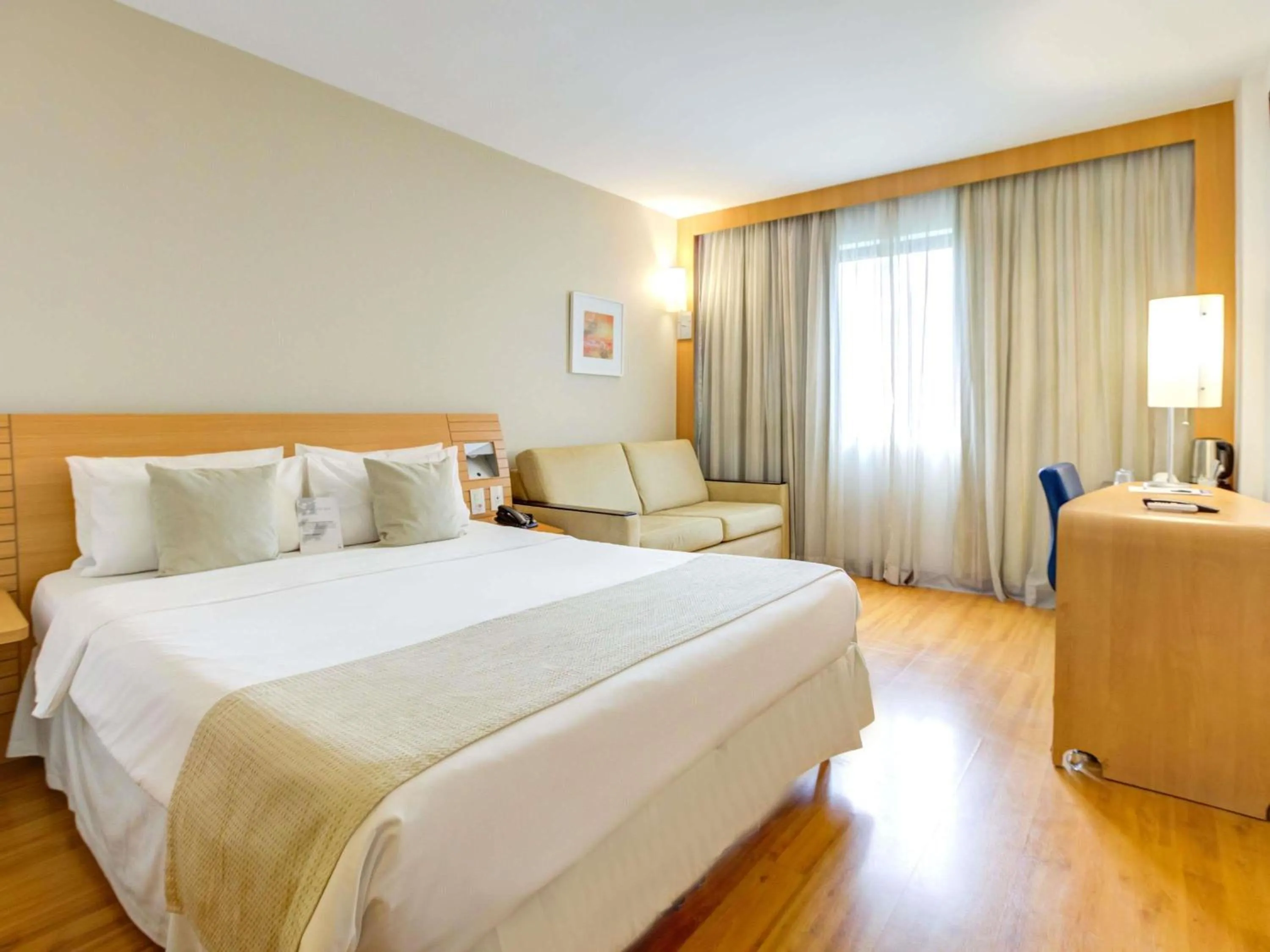 Bedroom, Bed in Novotel RJ Santos Dumont