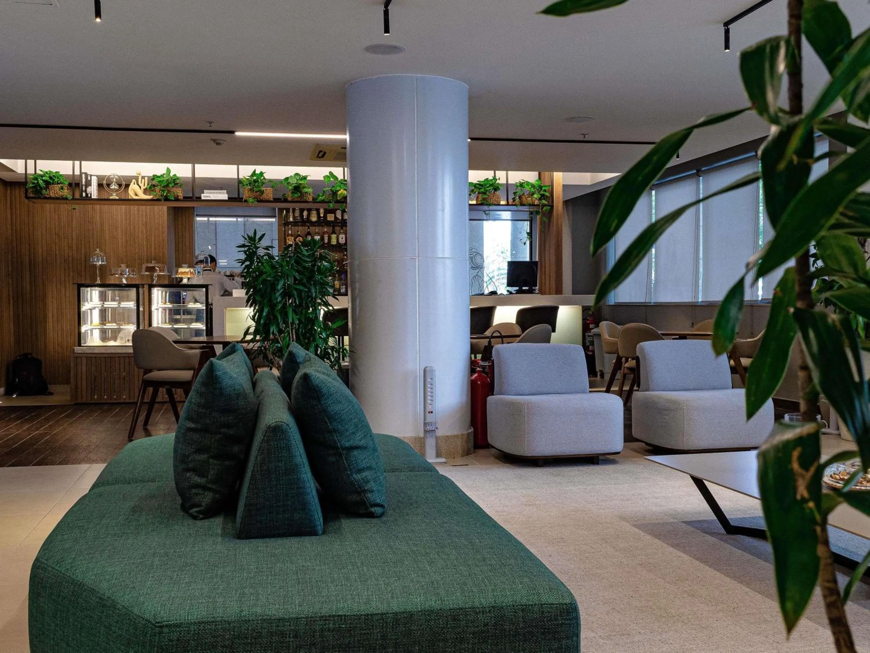 Lounge or bar in Novotel RJ Santos Dumont