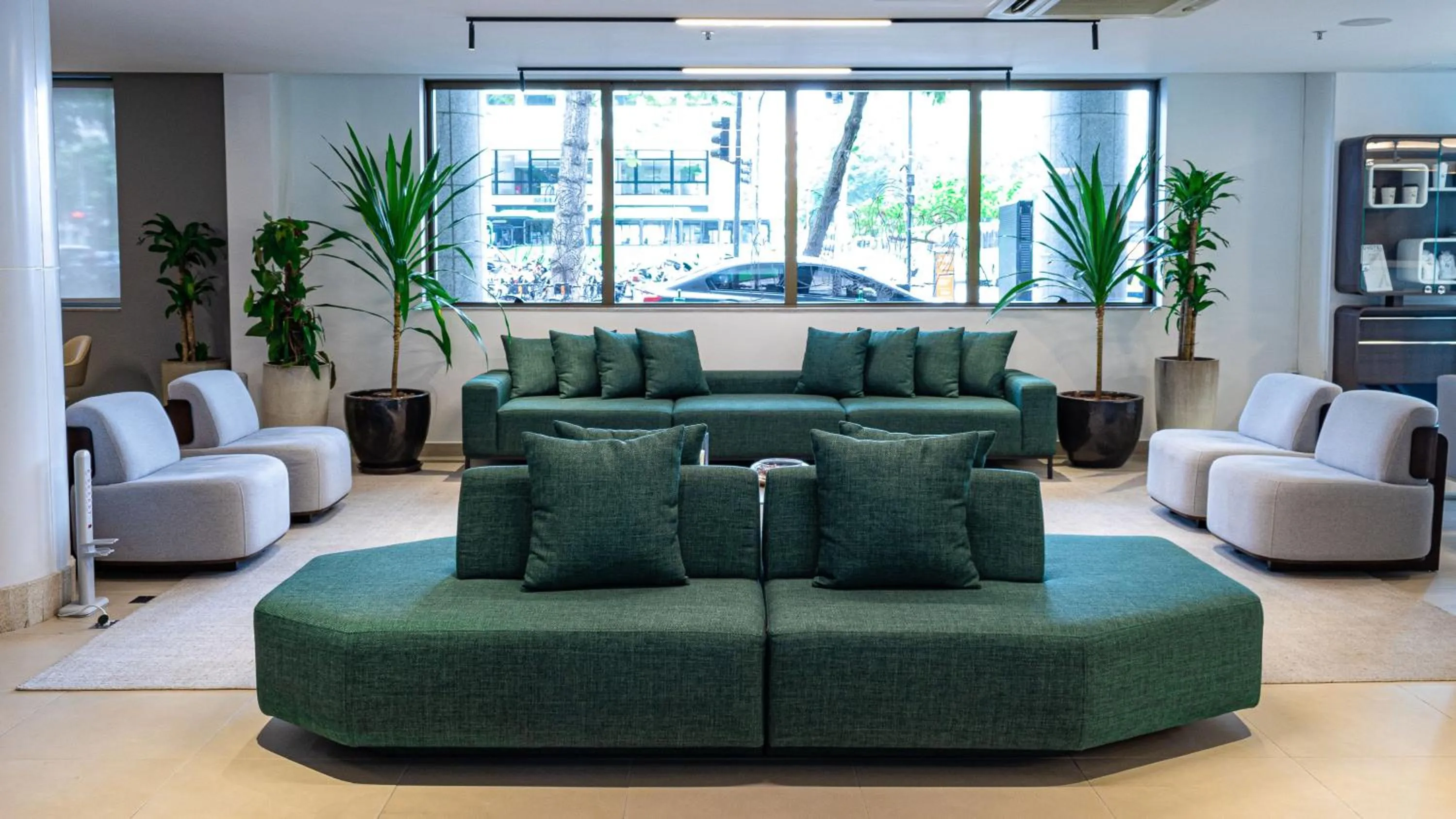 Lobby or reception in Novotel RJ Santos Dumont