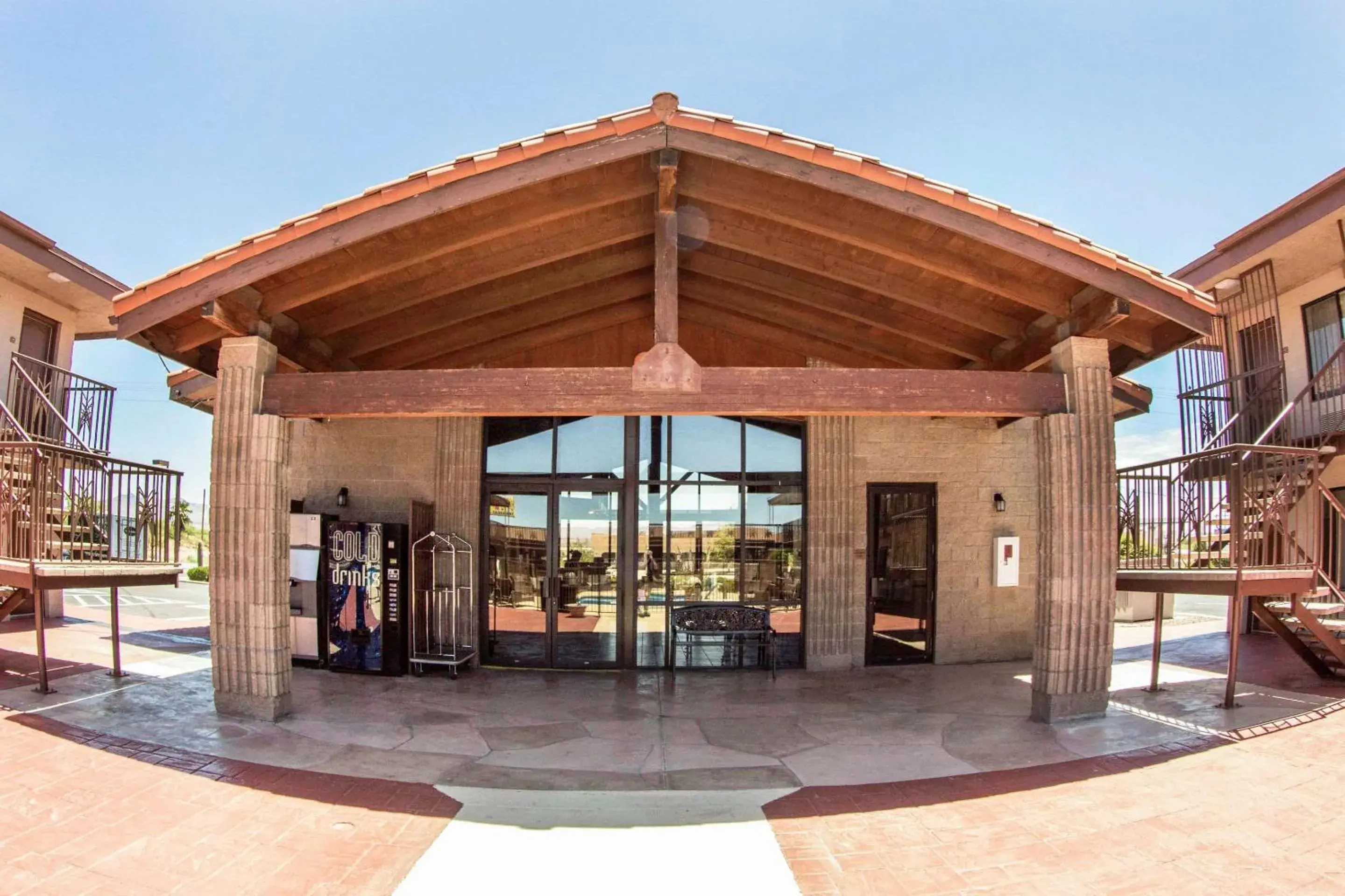 Property building in Quality Inn Benson I-10 Exit 304 Property building in Quality Inn Benson I-10 Exit 304