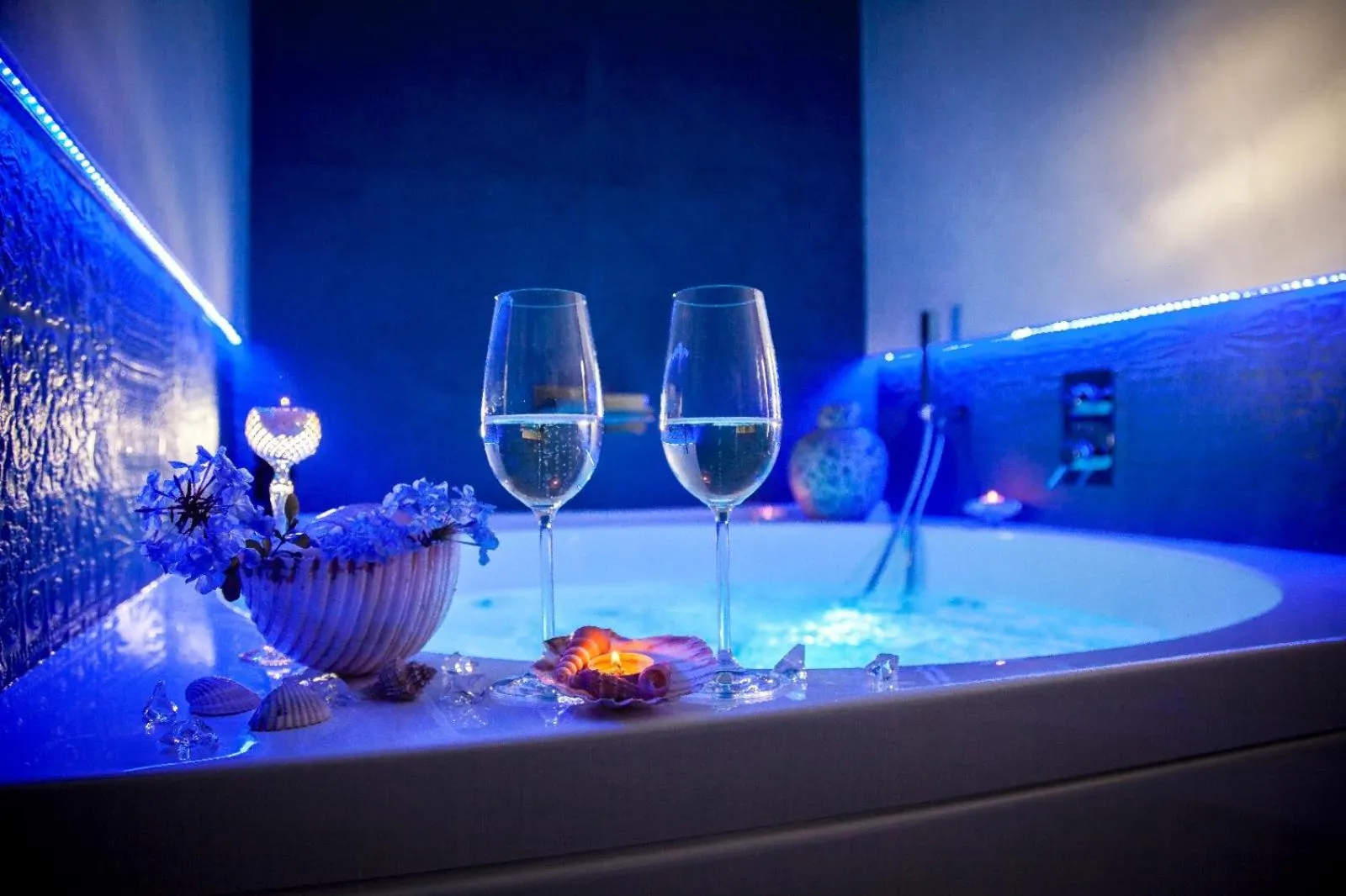 Hot Tub in Le Sinfonie Rooms