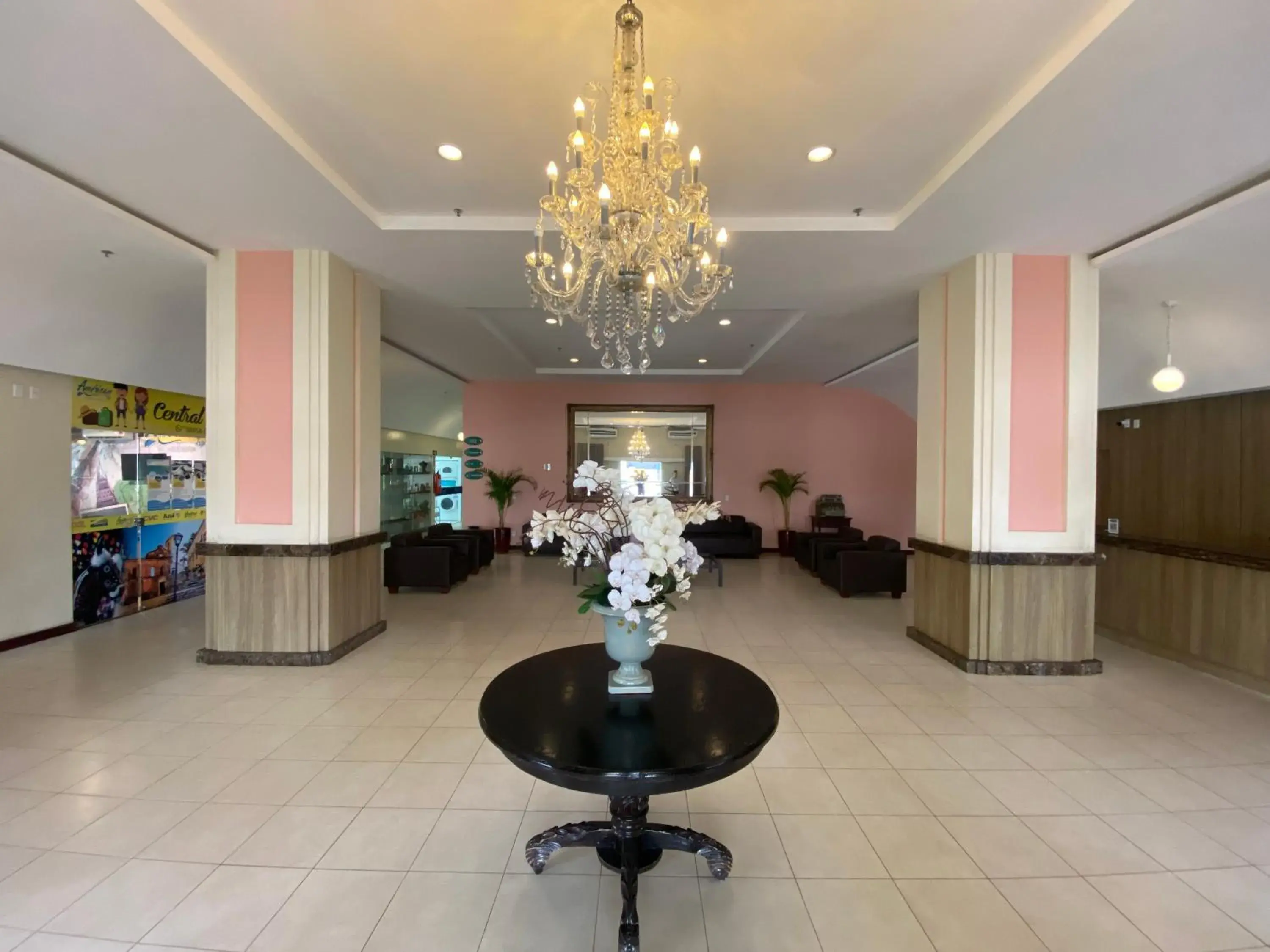 Lobby or reception in Hotel Premier Lobby or reception in Hotel Premier