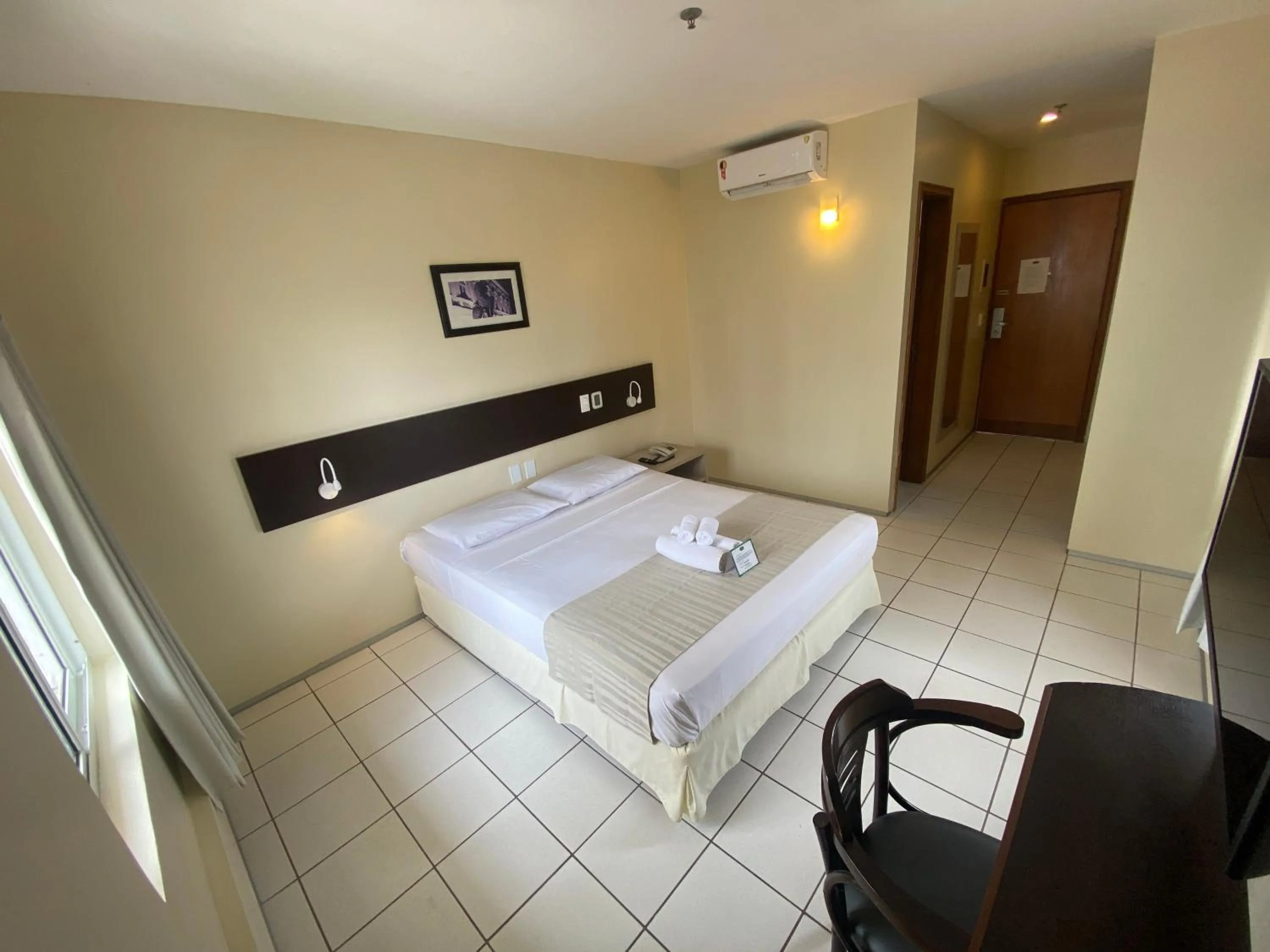 Bed in Hotel Premier