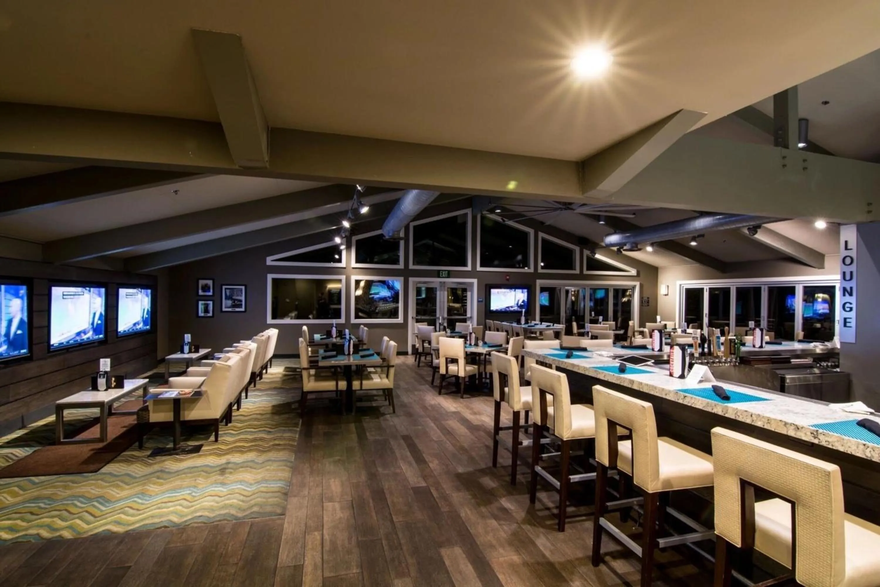 Restaurant/places to eat in Morgan Run Resort