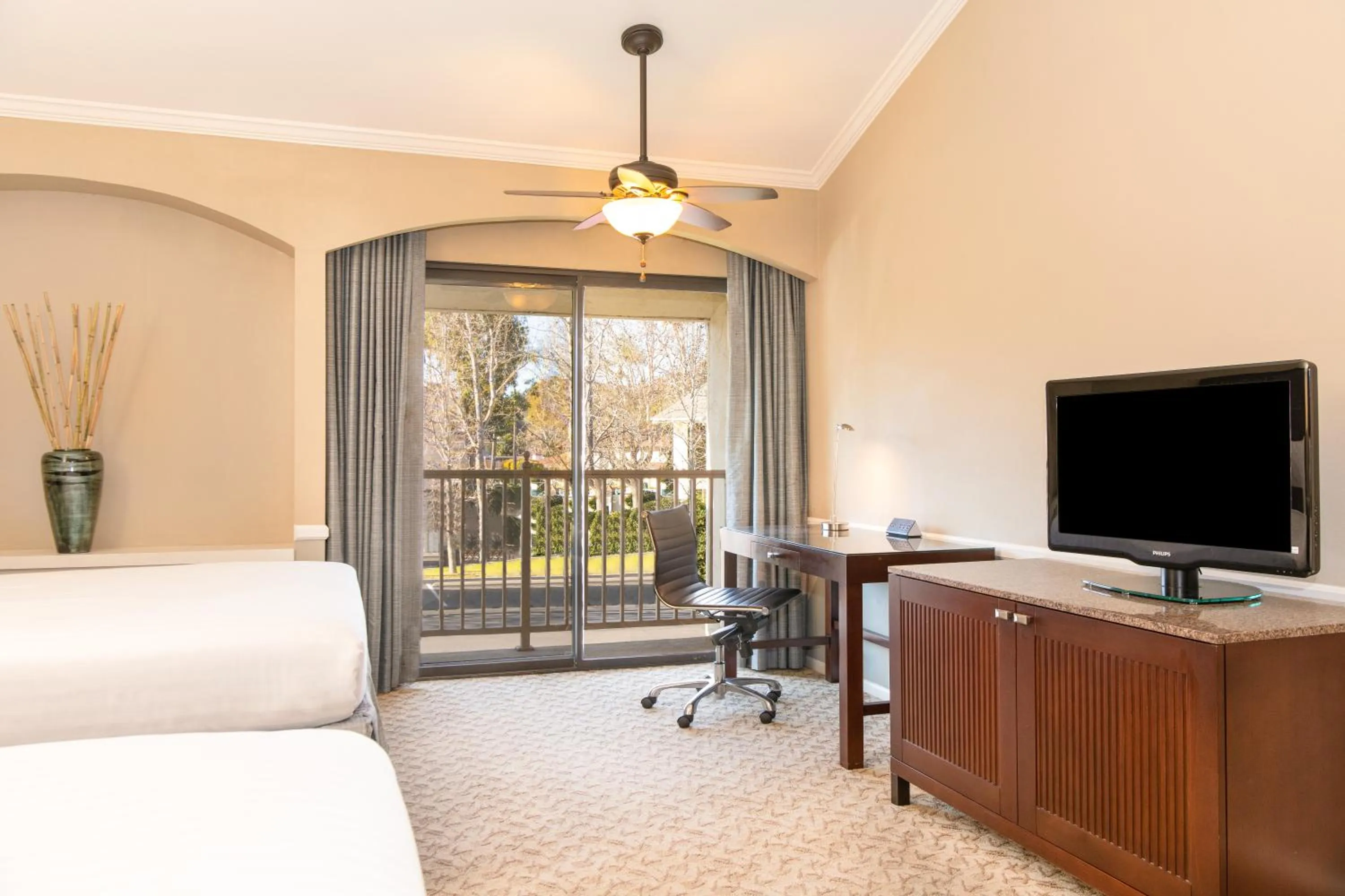 Bedroom, Bed in Morgan Run Resort