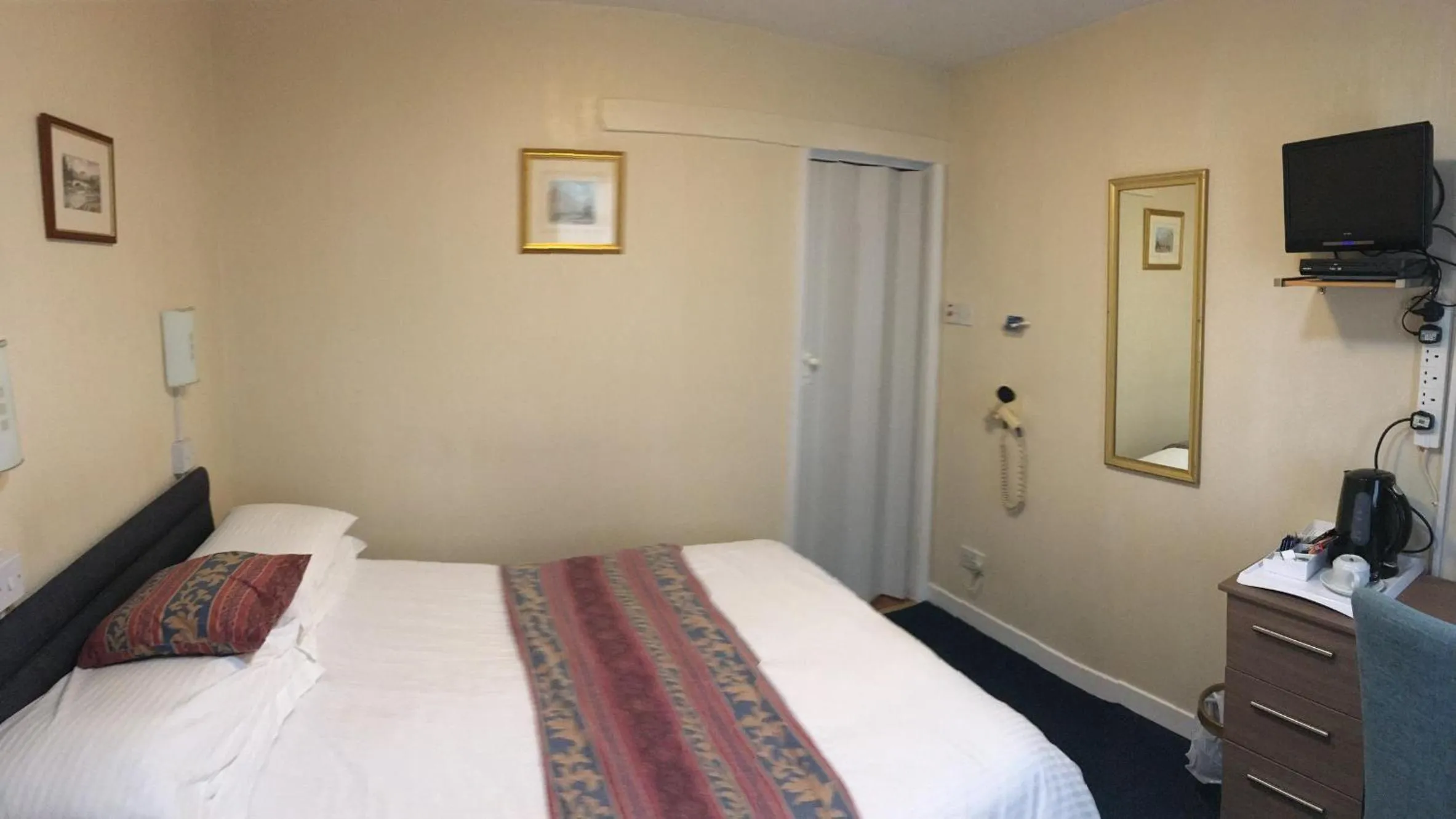 Bed in Arkaig Guest House