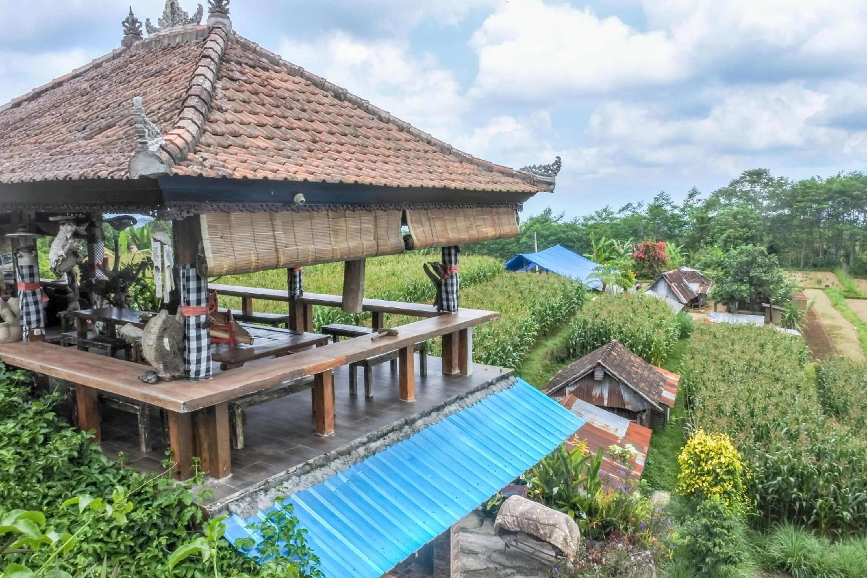 Restaurant/places to eat in Pondok Nyoman Bedugul by AGATA