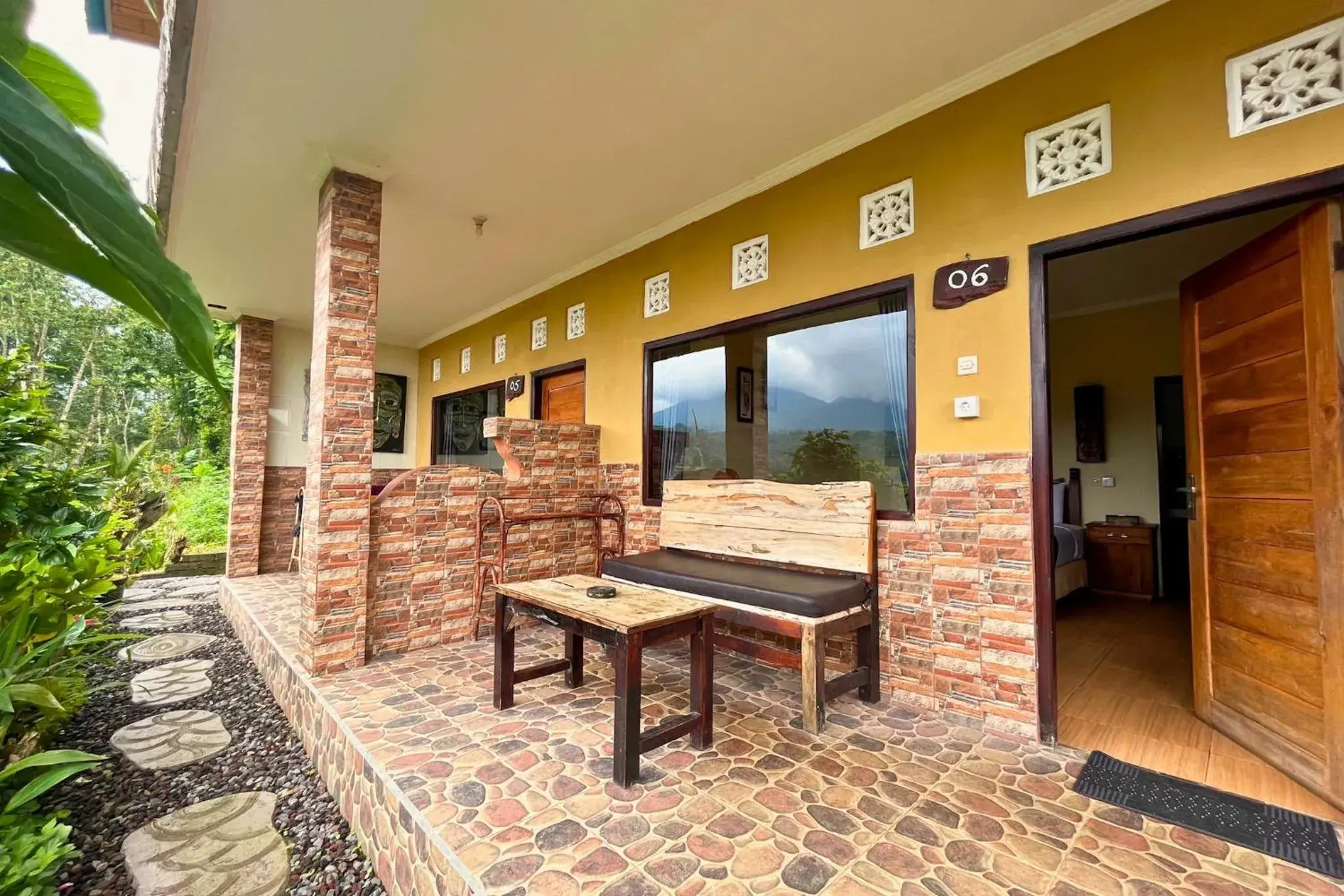 Double Room with Mountain View in Pondok Nyoman Bedugul by AGATA Double Room with Mountain View in Pondok Nyoman Bedugul by AGATA