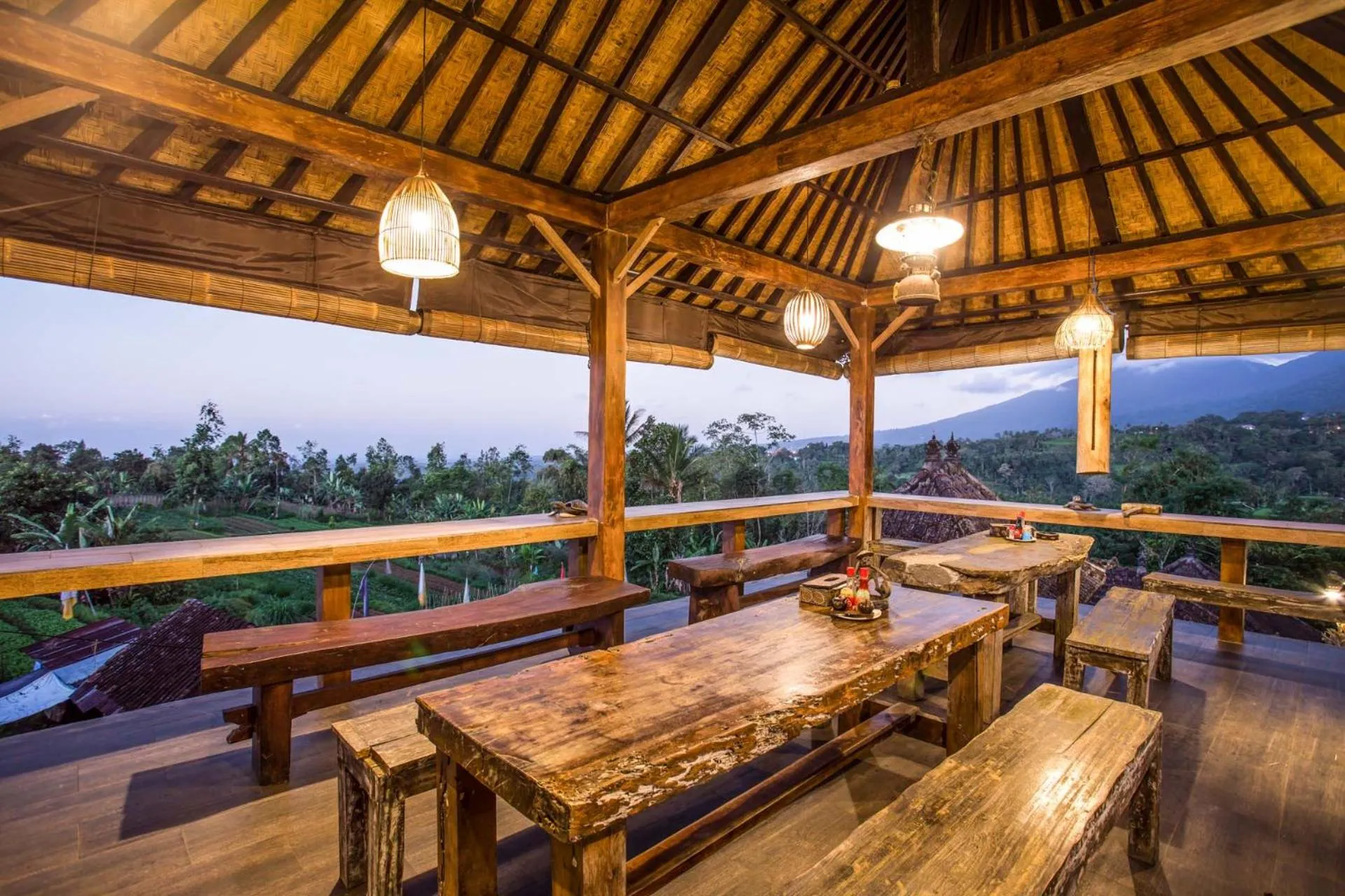 Restaurant/places to eat in Pondok Nyoman Bedugul by AGATA