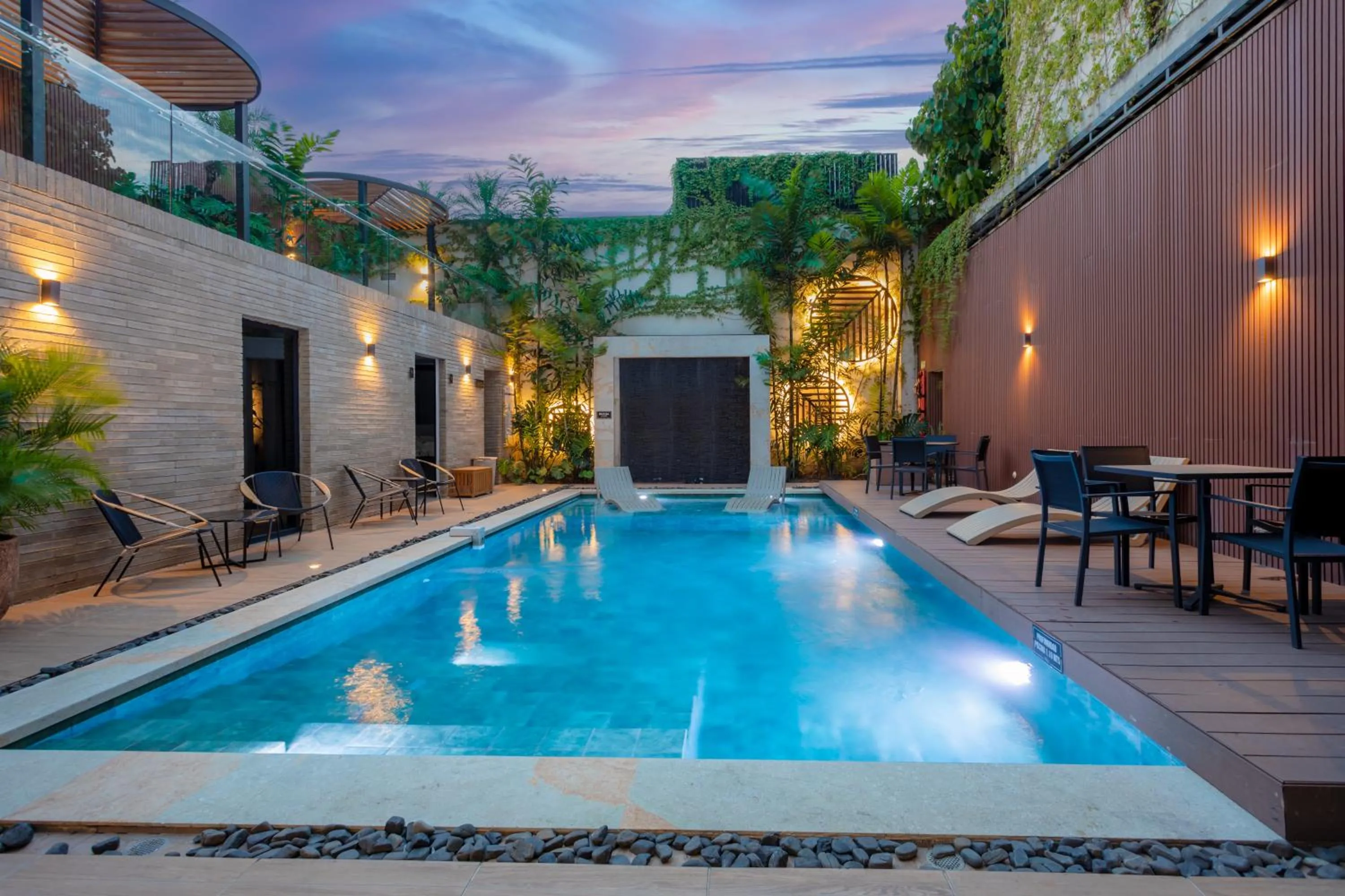 Swimming pool in Alko Hotel Integrado