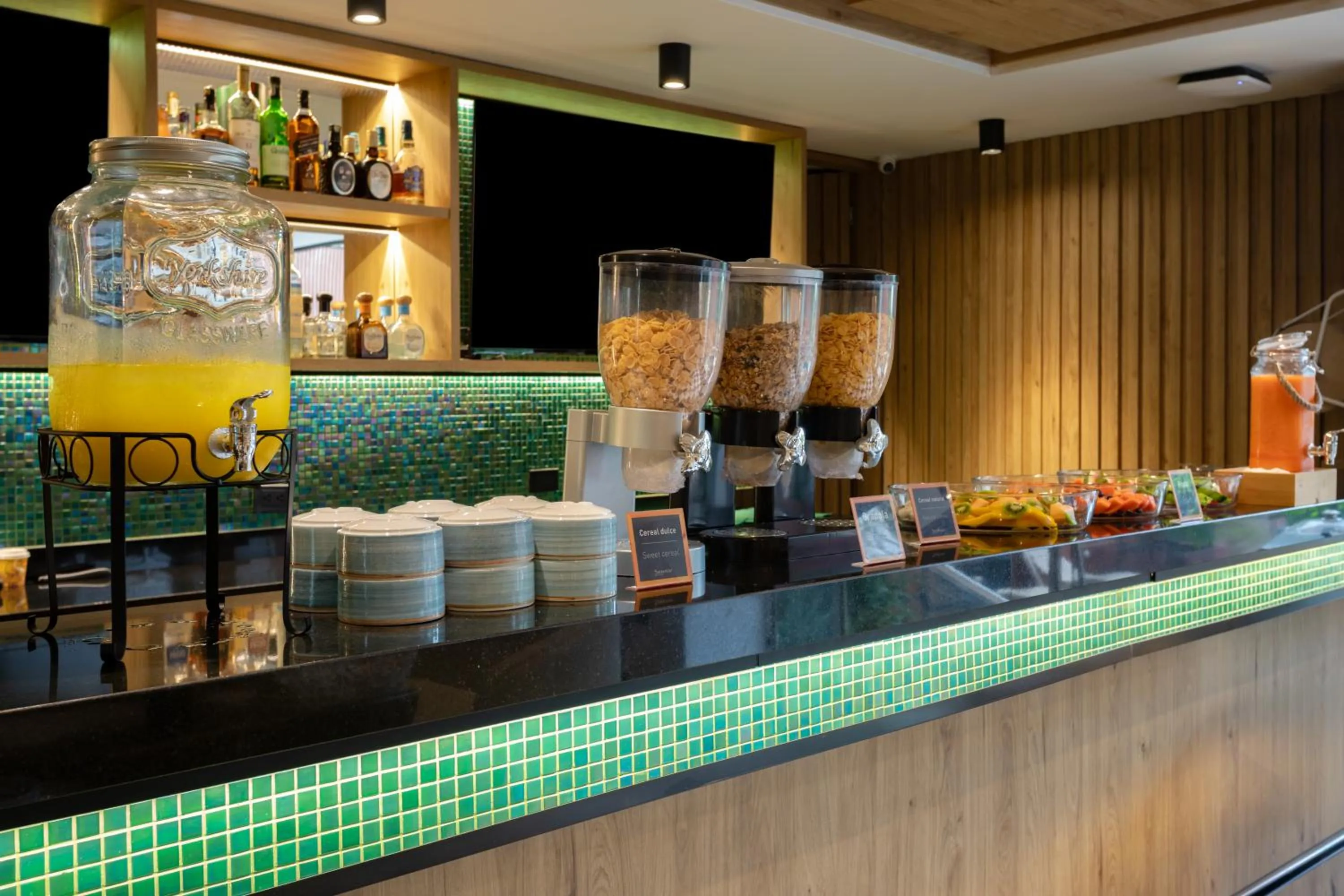 Breakfast in Alko Hotel Integrado