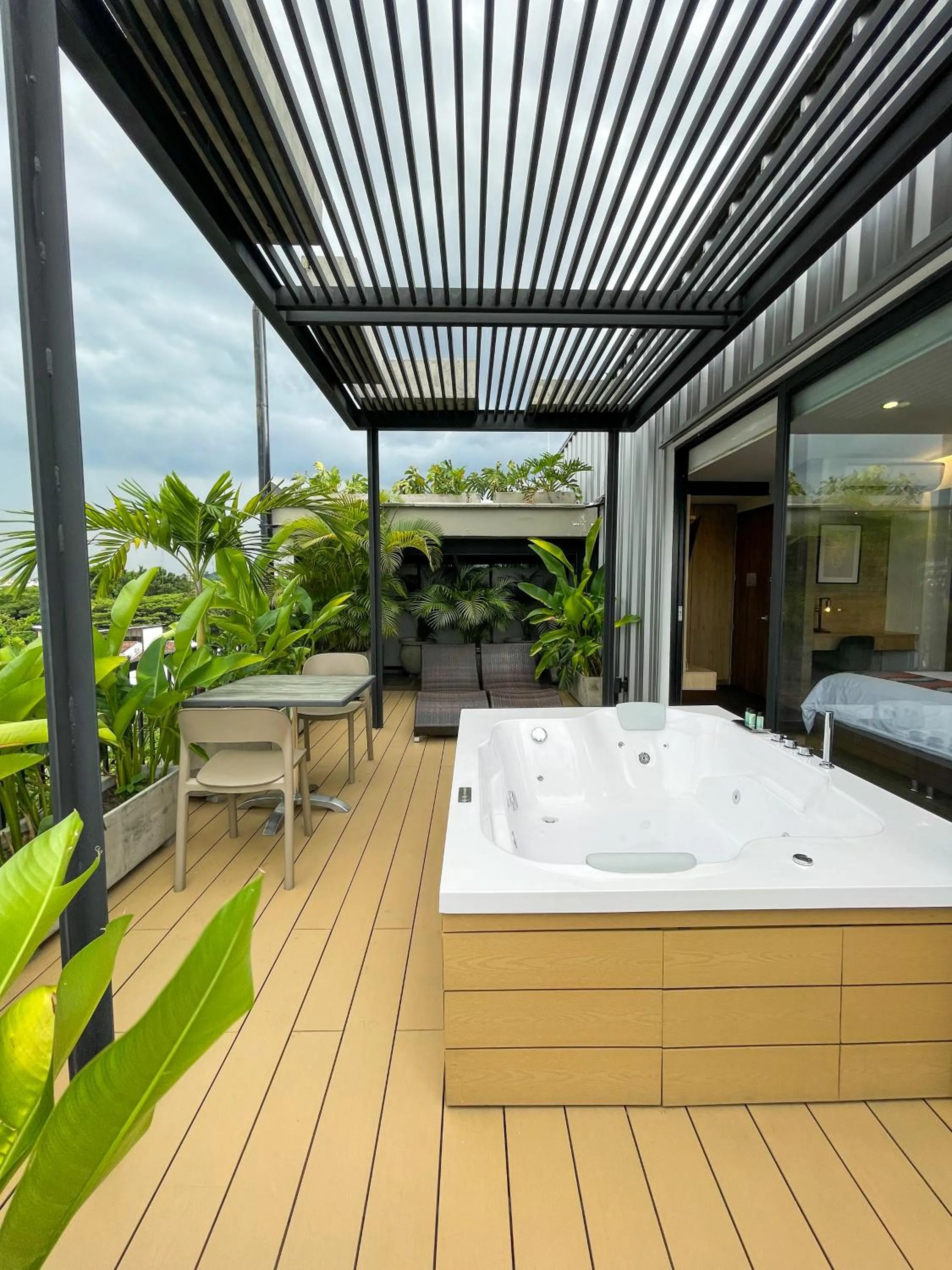 Hot Tub in Alko Hotel Integrado