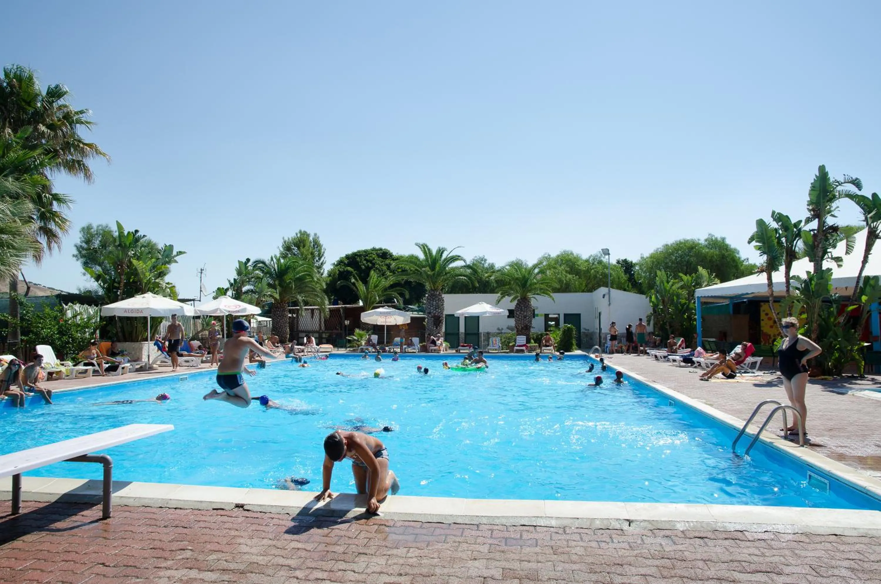 Swimming pool in Kamemi Village & Camping