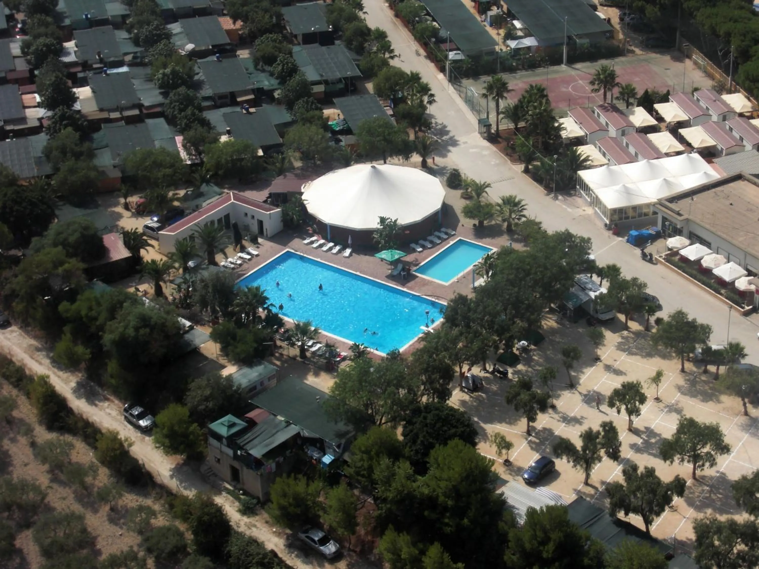 Bird's eye view in Kamemi Village & Camping